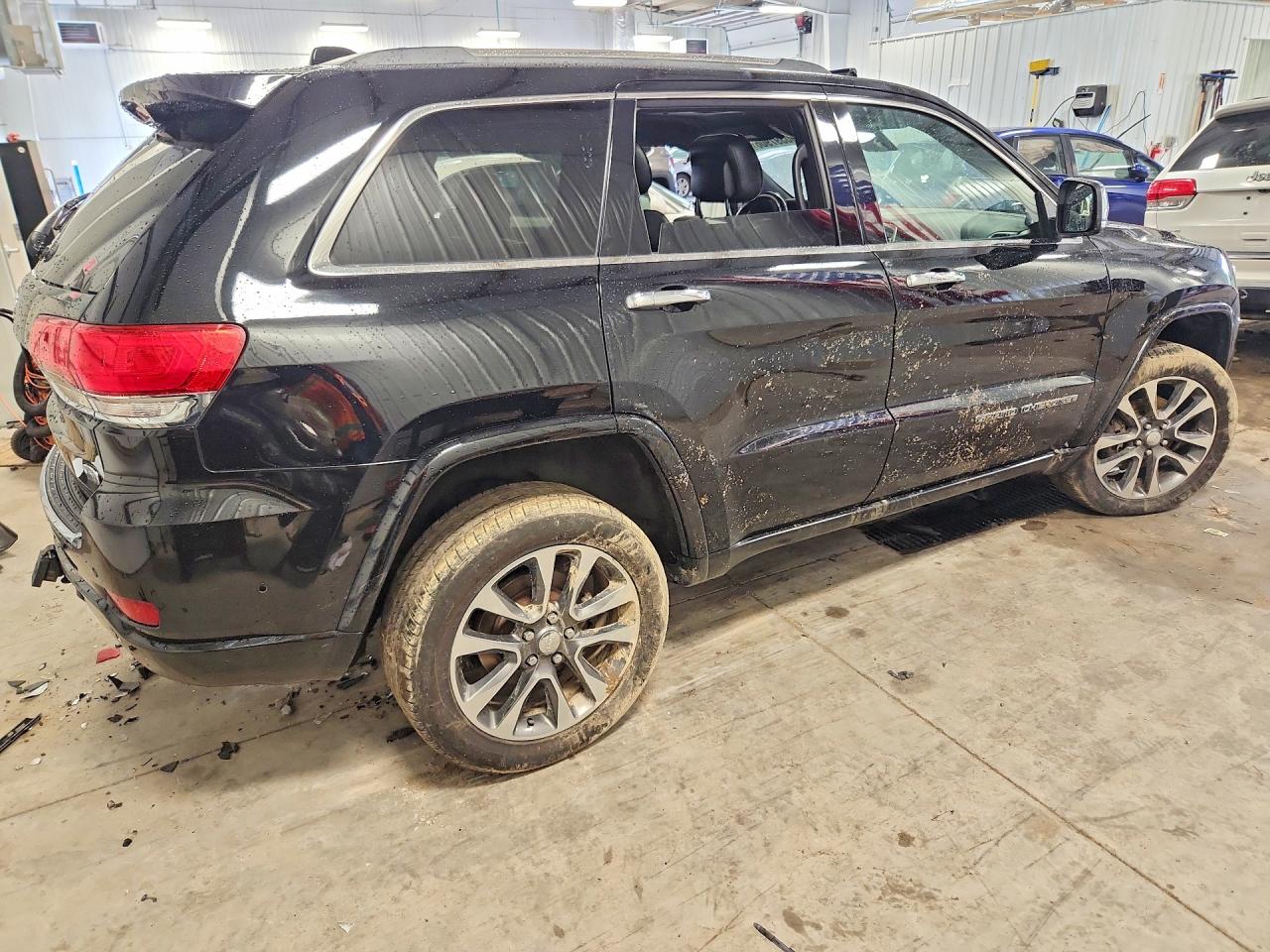 2018 Jeep Grand Cherokee Overland Black vin: 1C4RJFCG3JC221043