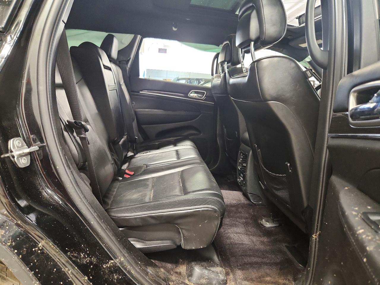 2018 Jeep Grand Cherokee Overland Black vin: 1C4RJFCG3JC221043
