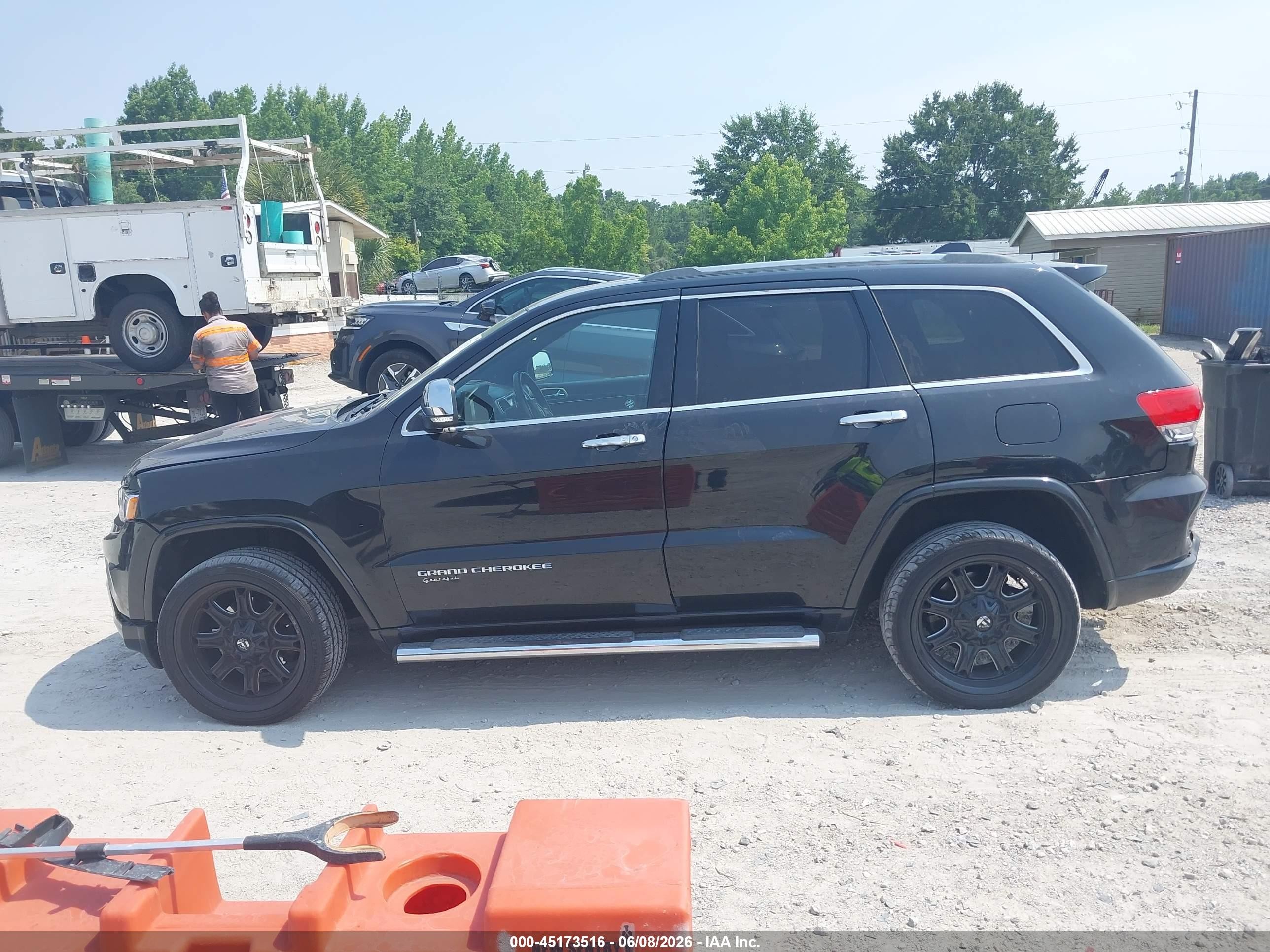 2014 Jeep Grand Cherokee Overland Black vin: 1C4RJFCG4EC121068