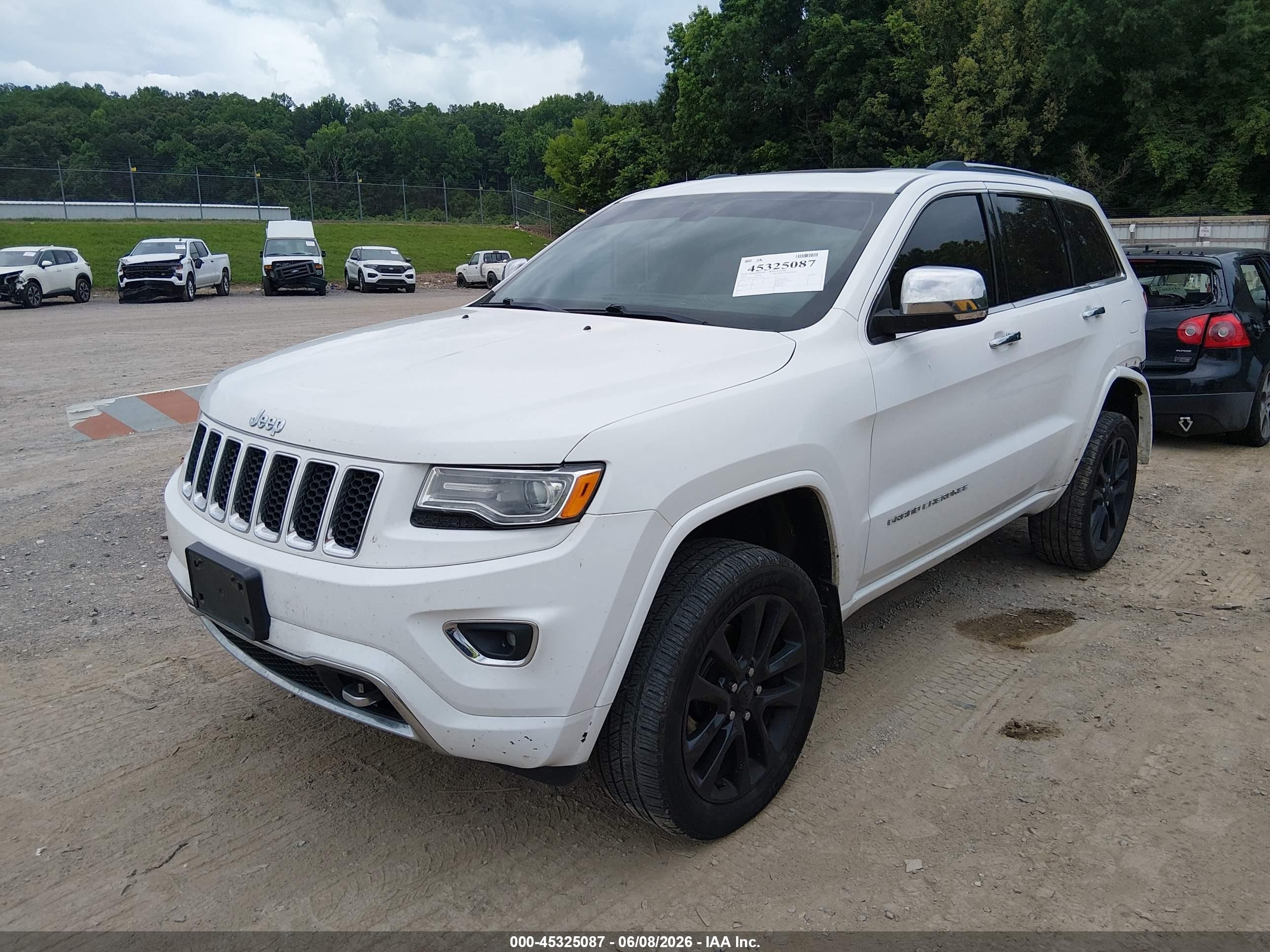 2014 Jeep Grand Cherokee Overland White vin: 1C4RJFCG4EC216455
