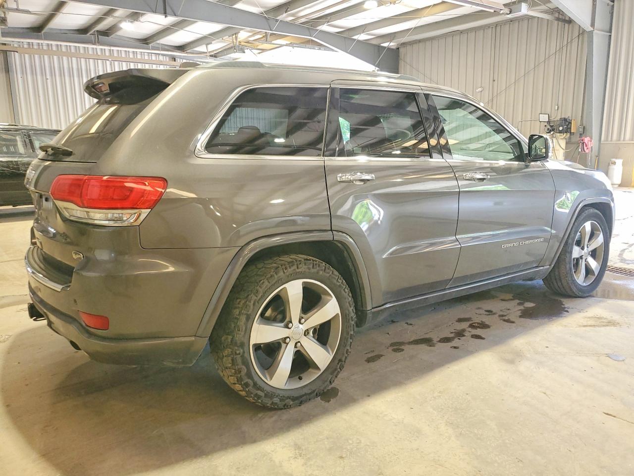 2014 Jeep Grand Cherokee Overland Gray vin: 1C4RJFCG4EC233840