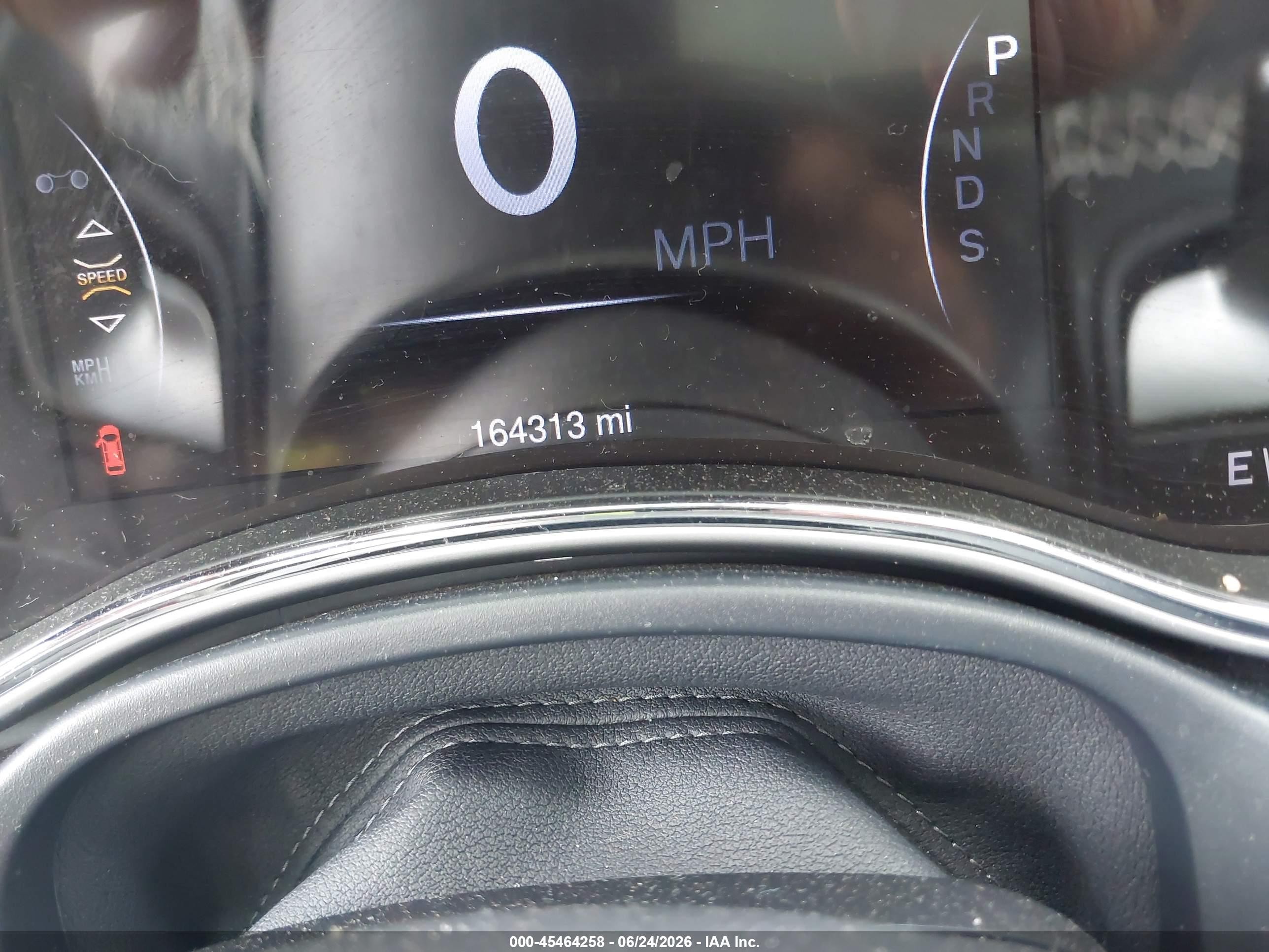 2014 Jeep Grand Cherokee Overland Silver vin: 1C4RJFCG4EC255272