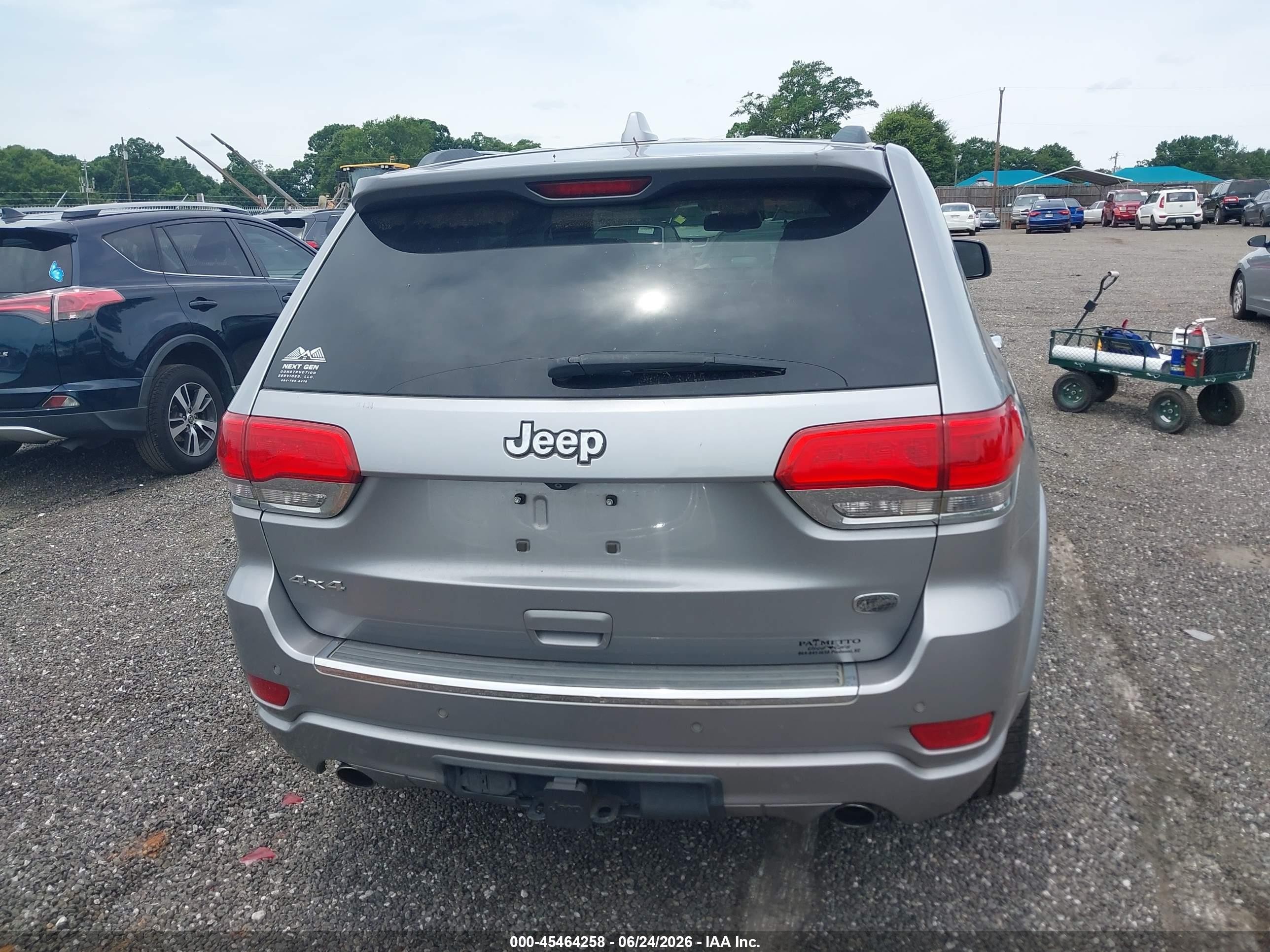 2014 Jeep Grand Cherokee Overland Silver vin: 1C4RJFCG4EC255272