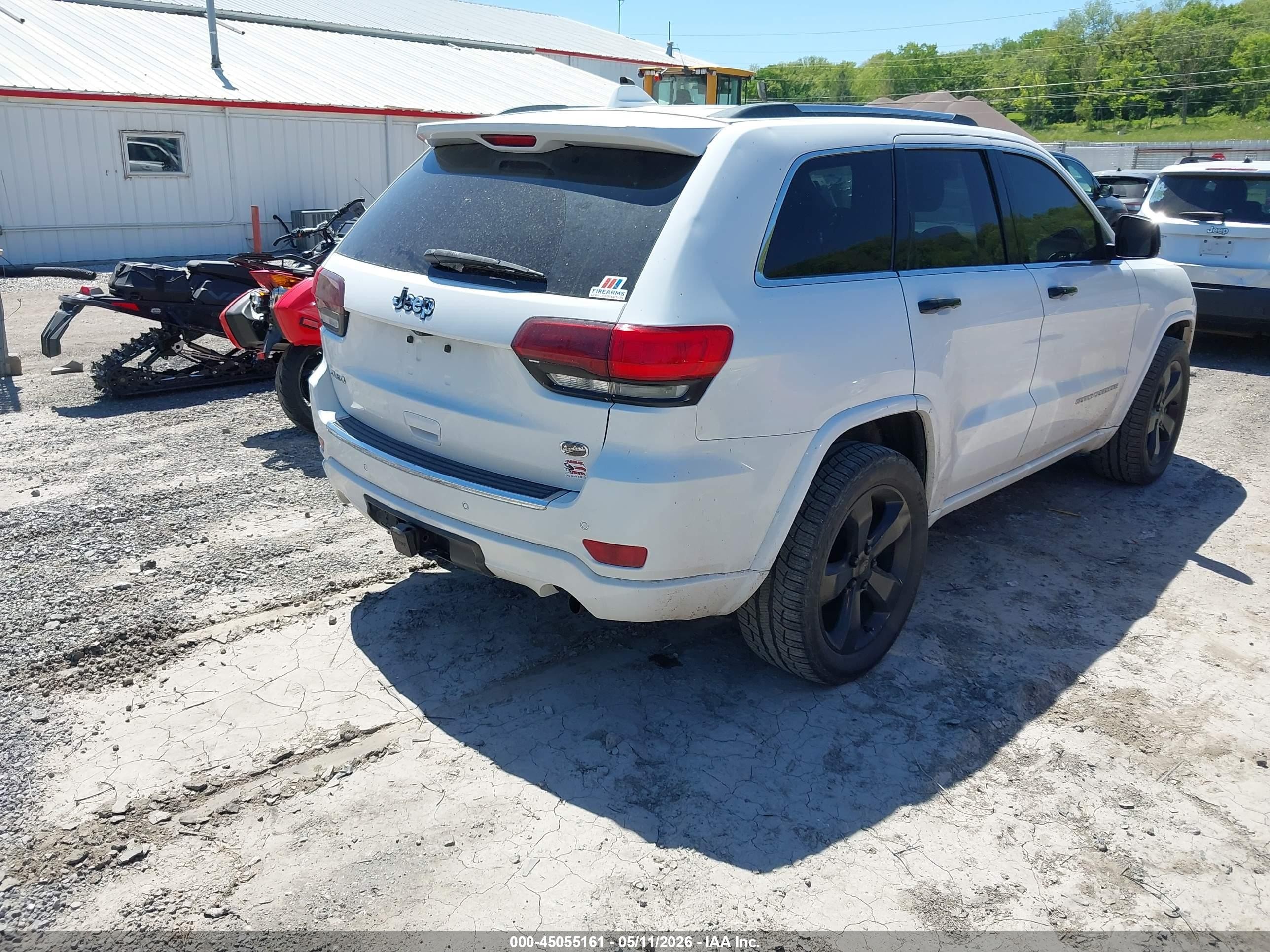 2014 Jeep Grand Cherokee Overland White vin: 1C4RJFCG4EC311811