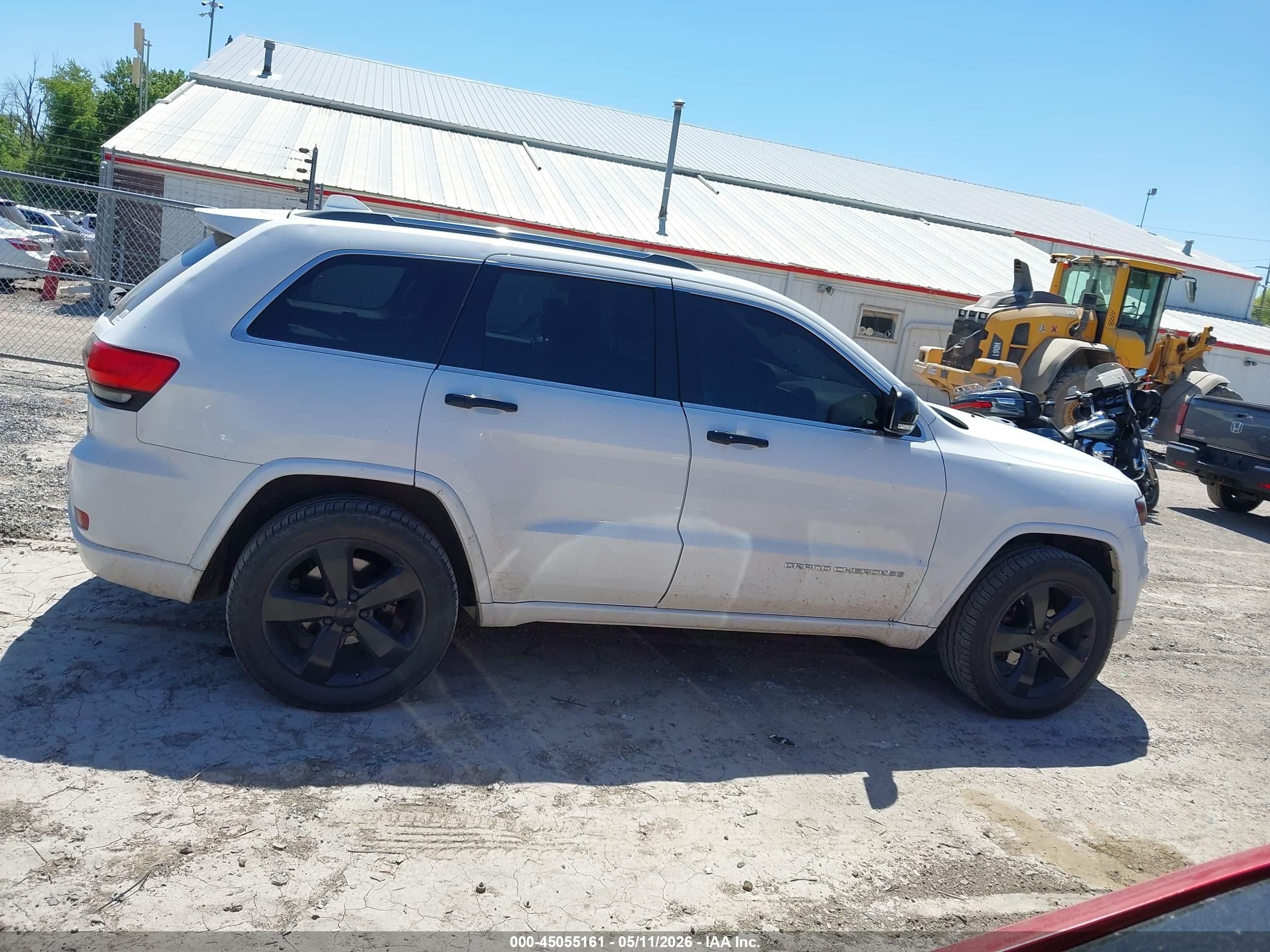 2014 Jeep Grand Cherokee Overland White vin: 1C4RJFCG4EC311811