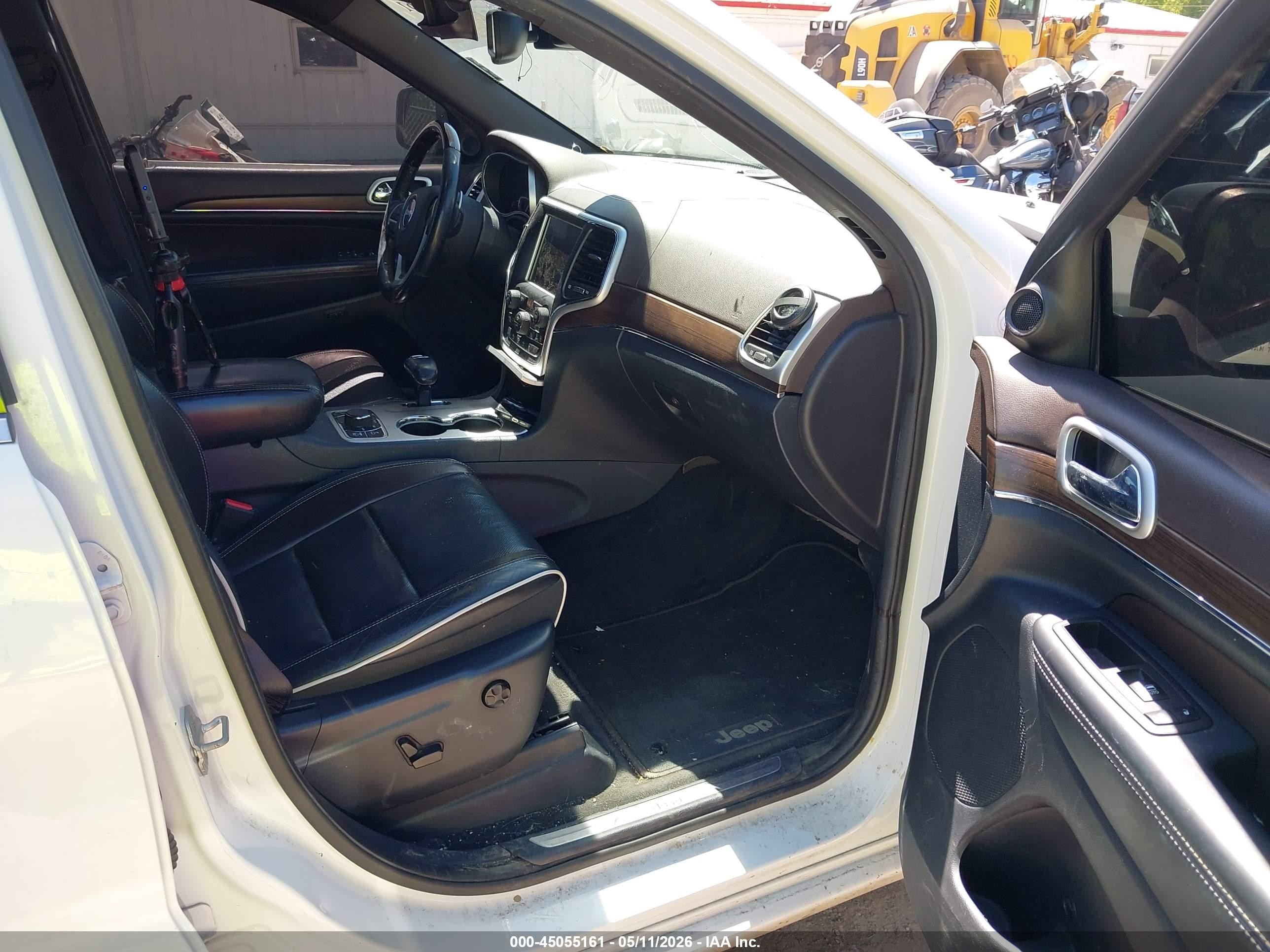 2014 Jeep Grand Cherokee Overland White vin: 1C4RJFCG4EC311811