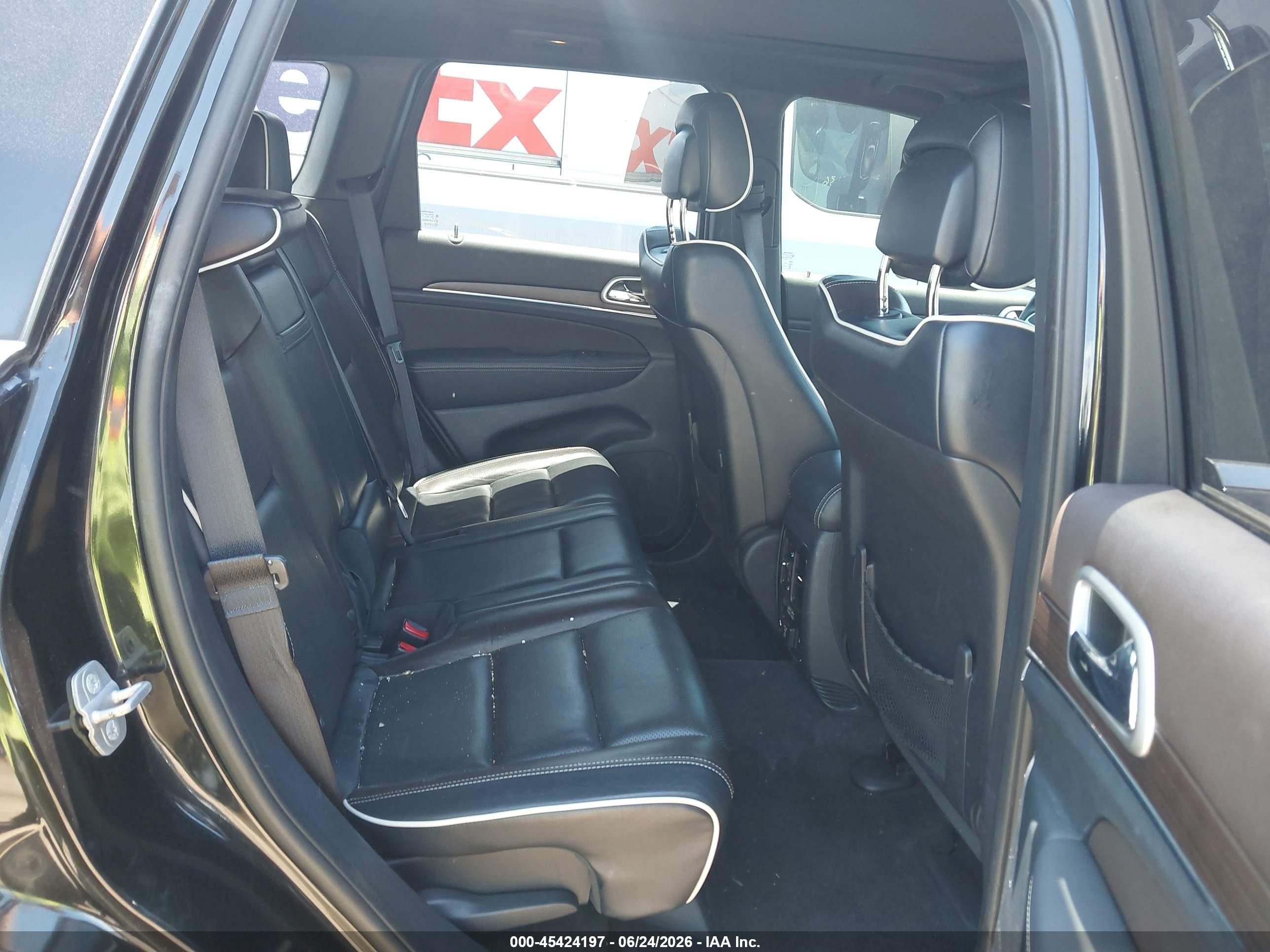 2014 Jeep Grand Cherokee Overland Black vin: 1C4RJFCG4EC339723