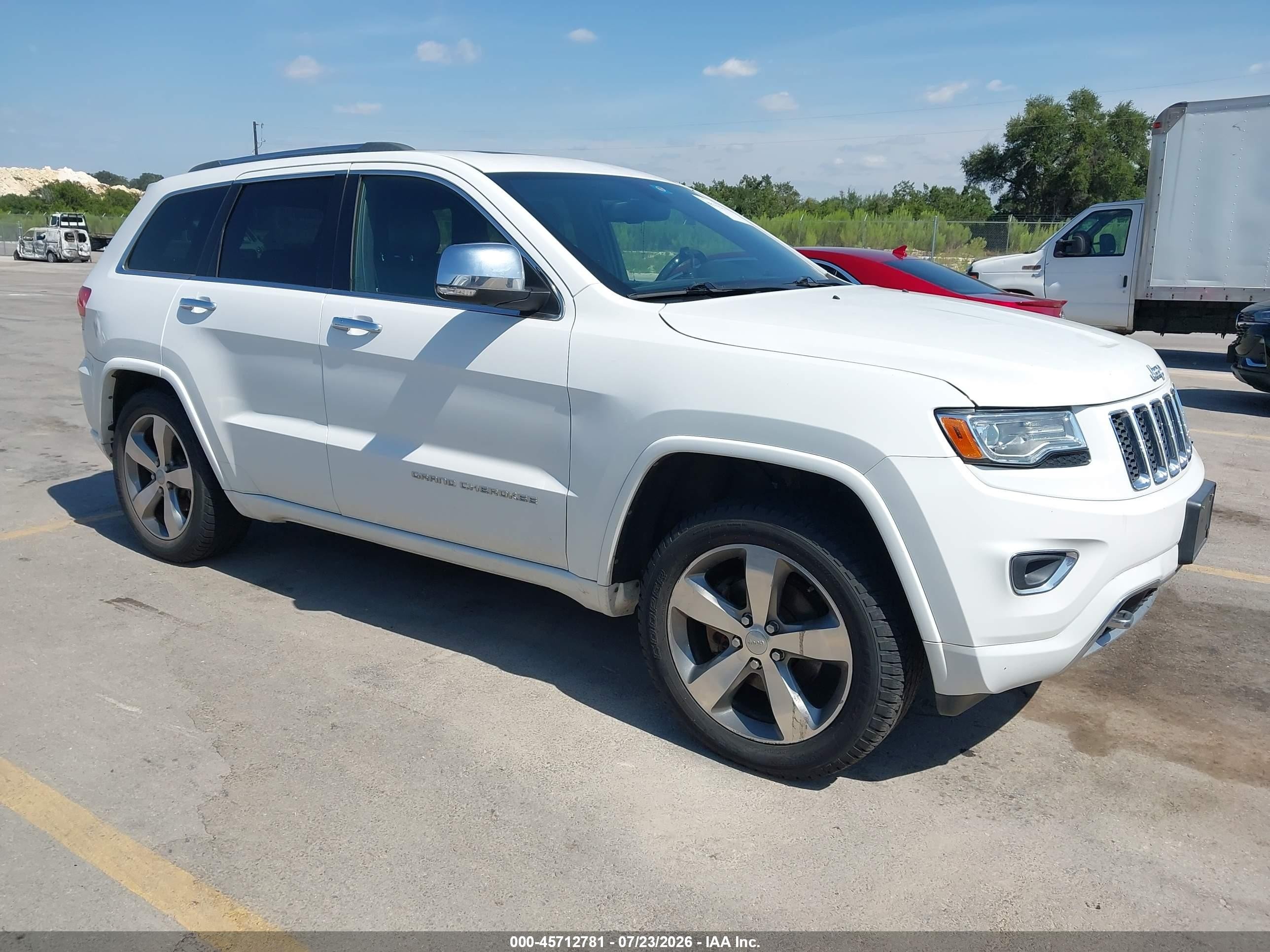 2014 Jeep Grand Cherokee Overland White vin: 1C4RJFCG4EC386427