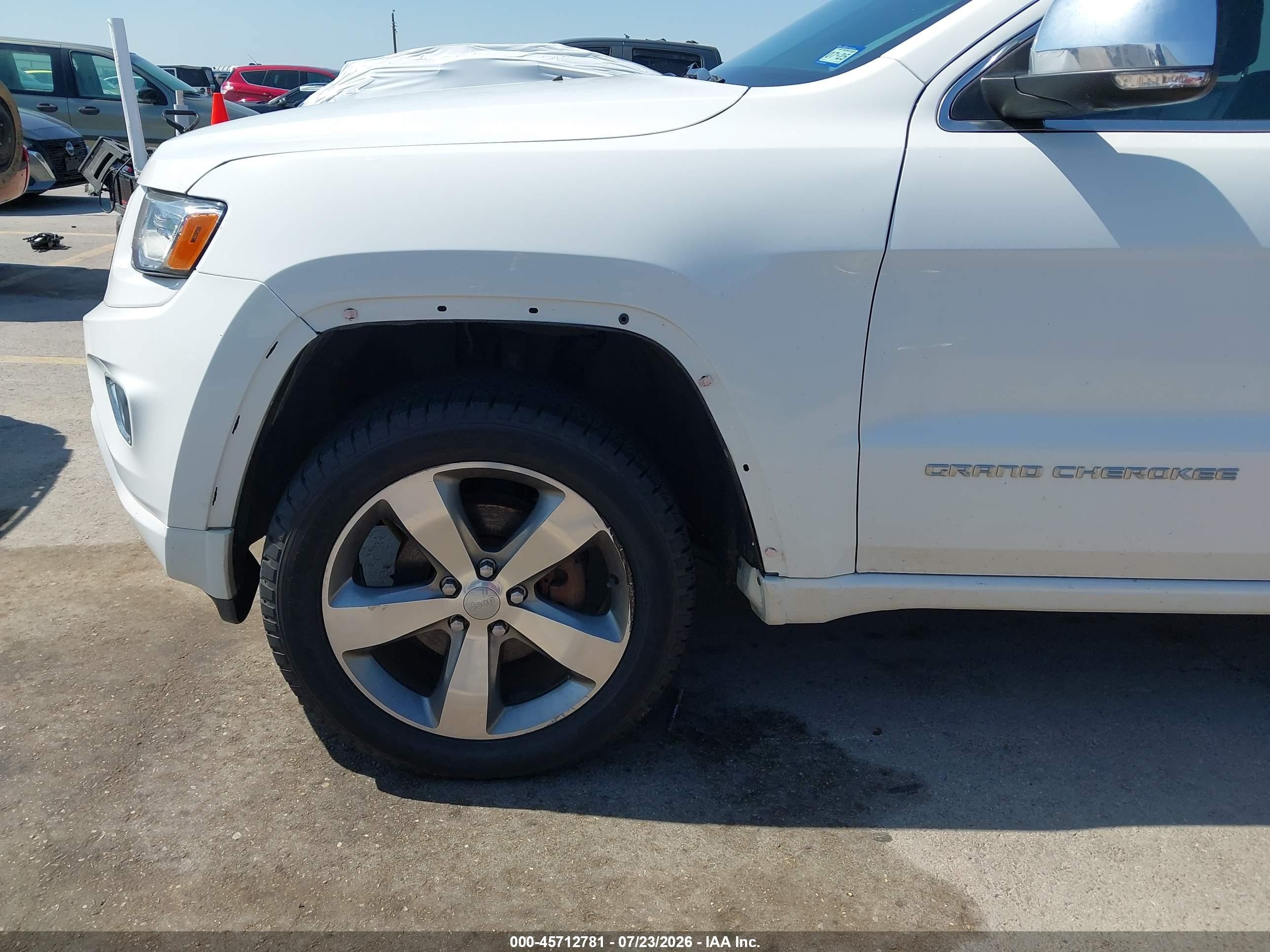 2014 Jeep Grand Cherokee Overland White vin: 1C4RJFCG4EC386427