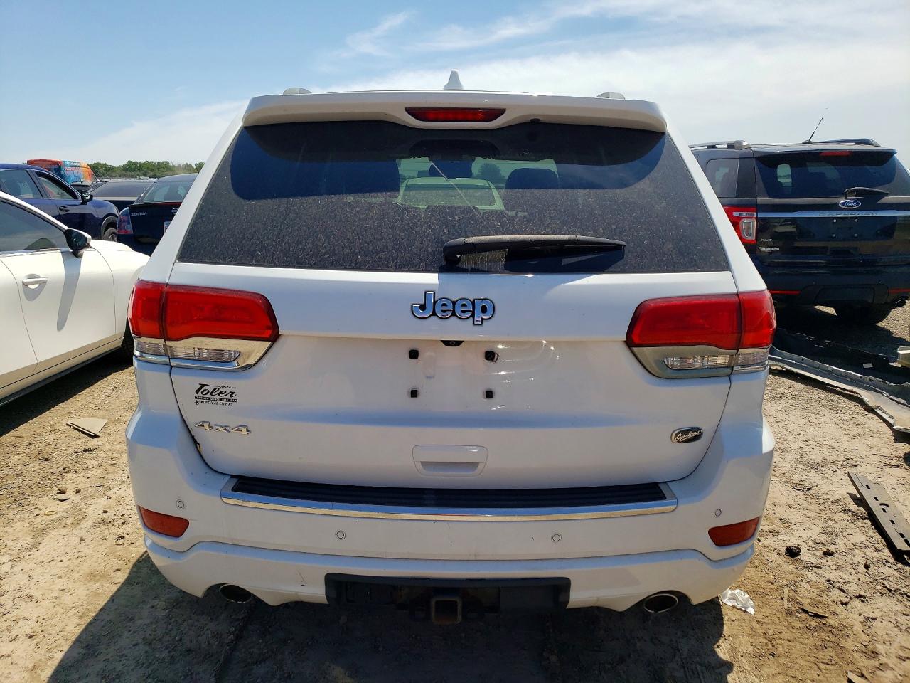 2014 Jeep Grand Cherokee Overland White vin: 1C4RJFCG4EC570248