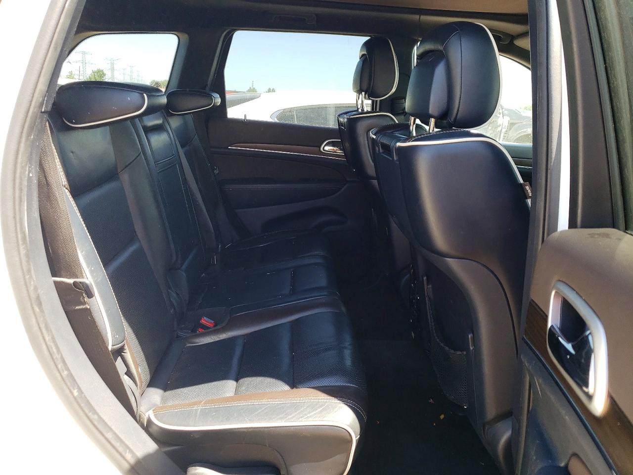 2014 Jeep Grand Cherokee Overland White vin: 1C4RJFCG4EC570248