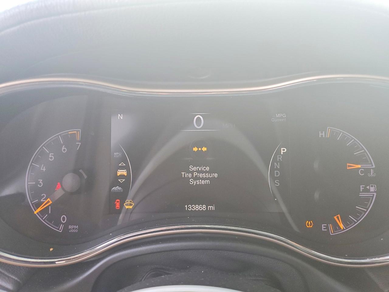 2015 Jeep Grand Cherokee Overland Белый vin: 1C4RJFCG4FC131259