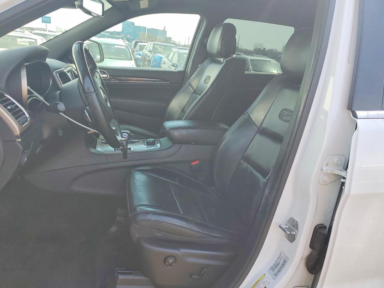 2015 Jeep Grand Cherokee Overland Белый vin: 1C4RJFCG4FC131259