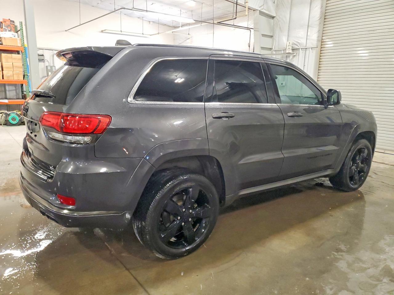 2015 Jeep Grand Cherokee Overland Gray vin: 1C4RJFCG4FC155108