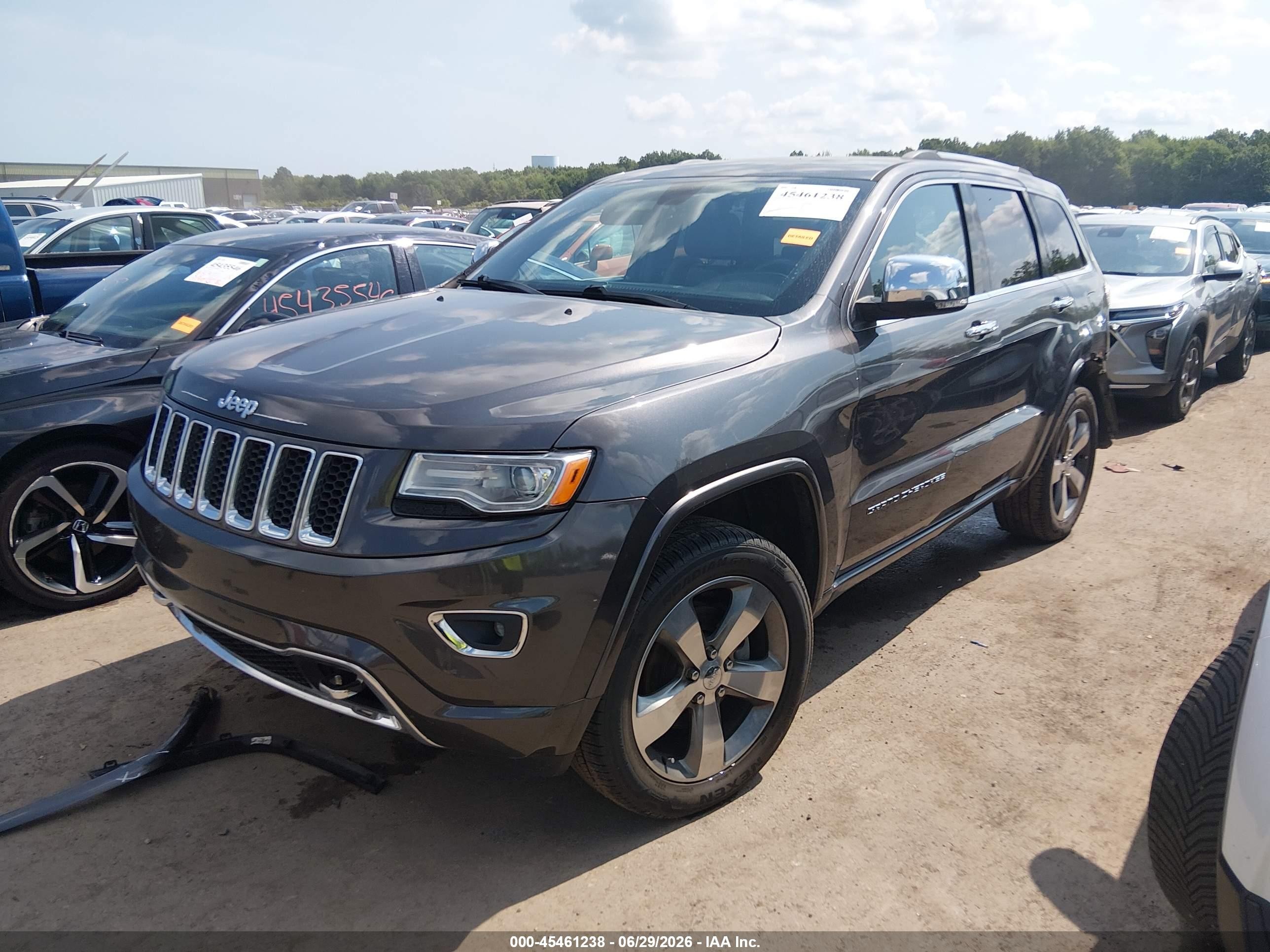 2015 Jeep Grand Cherokee Overland Gray vin: 1C4RJFCG4FC237369