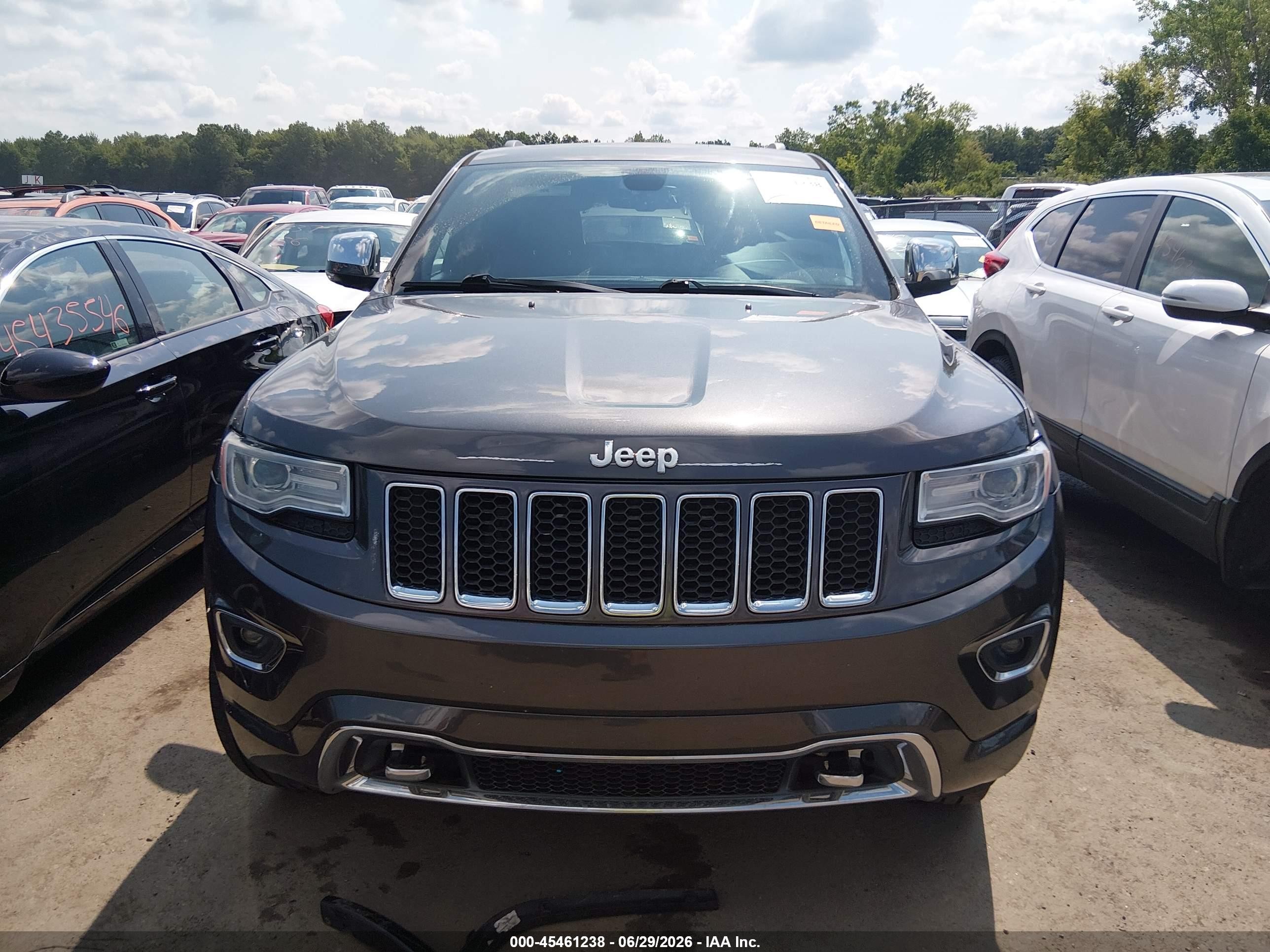 2015 Jeep Grand Cherokee Overland Gray vin: 1C4RJFCG4FC237369