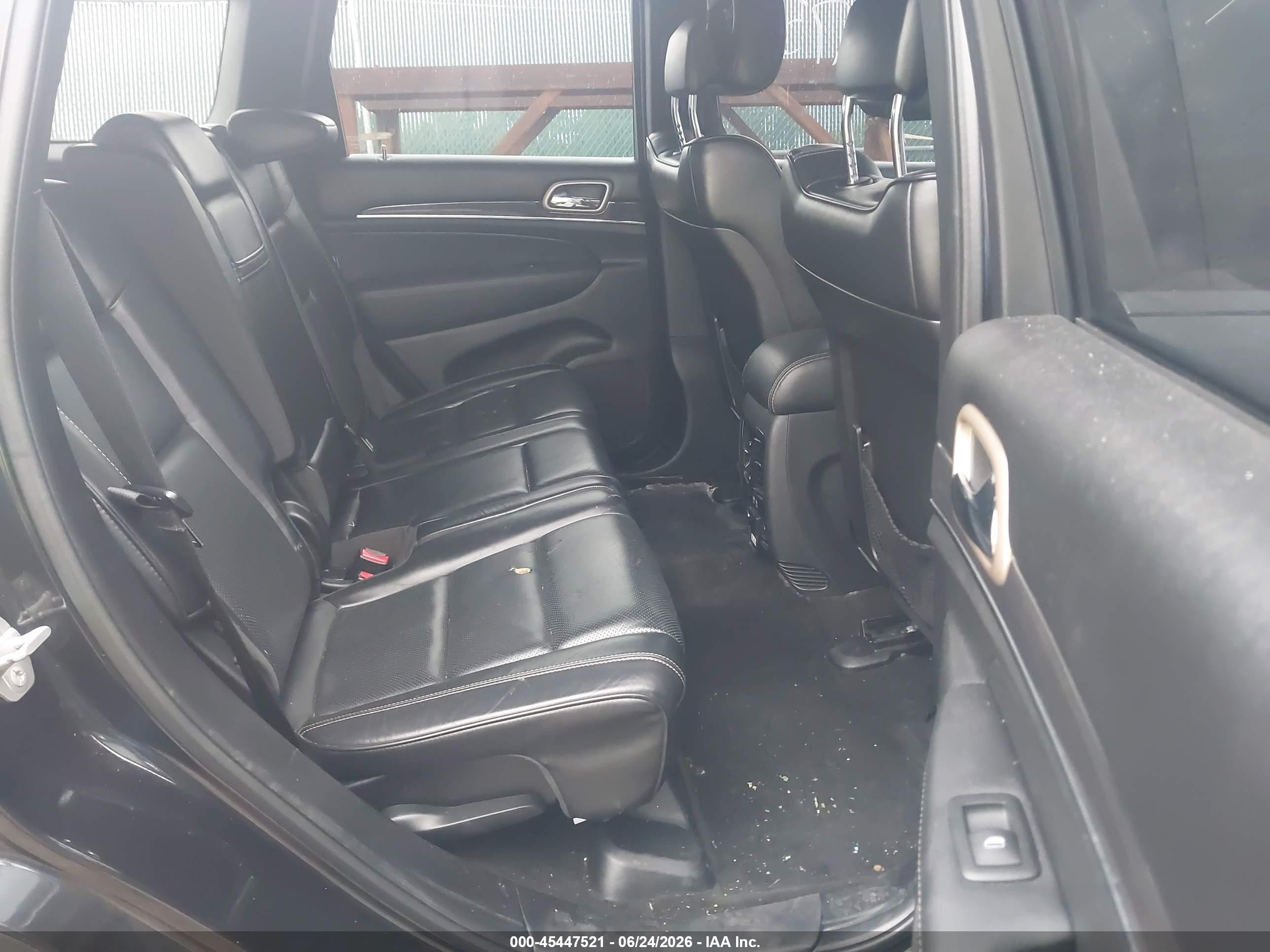 2015 Jeep Grand Cherokee Overland Black vin: 1C4RJFCG4FC756423
