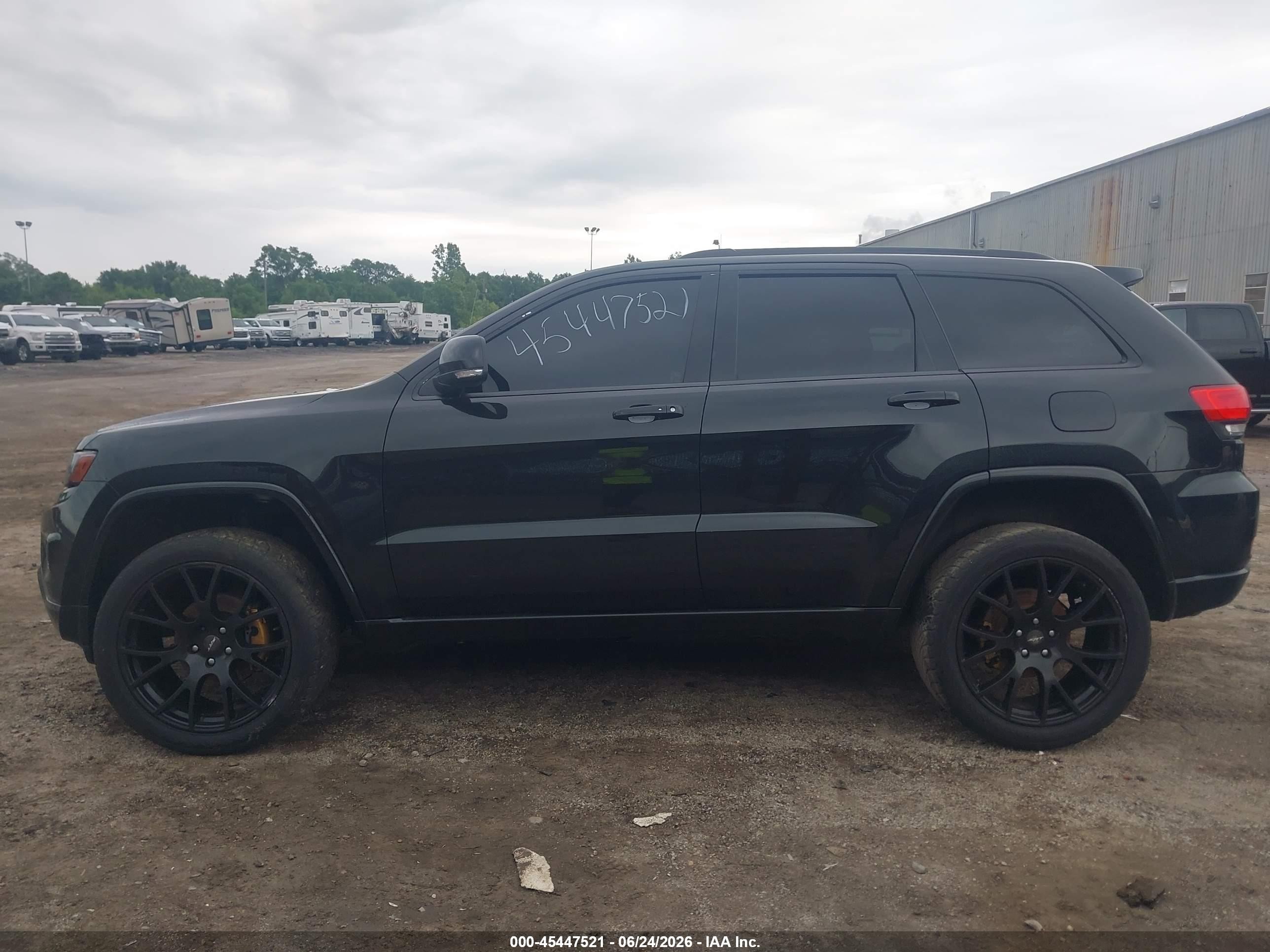 2015 Jeep Grand Cherokee Overland Black vin: 1C4RJFCG4FC756423