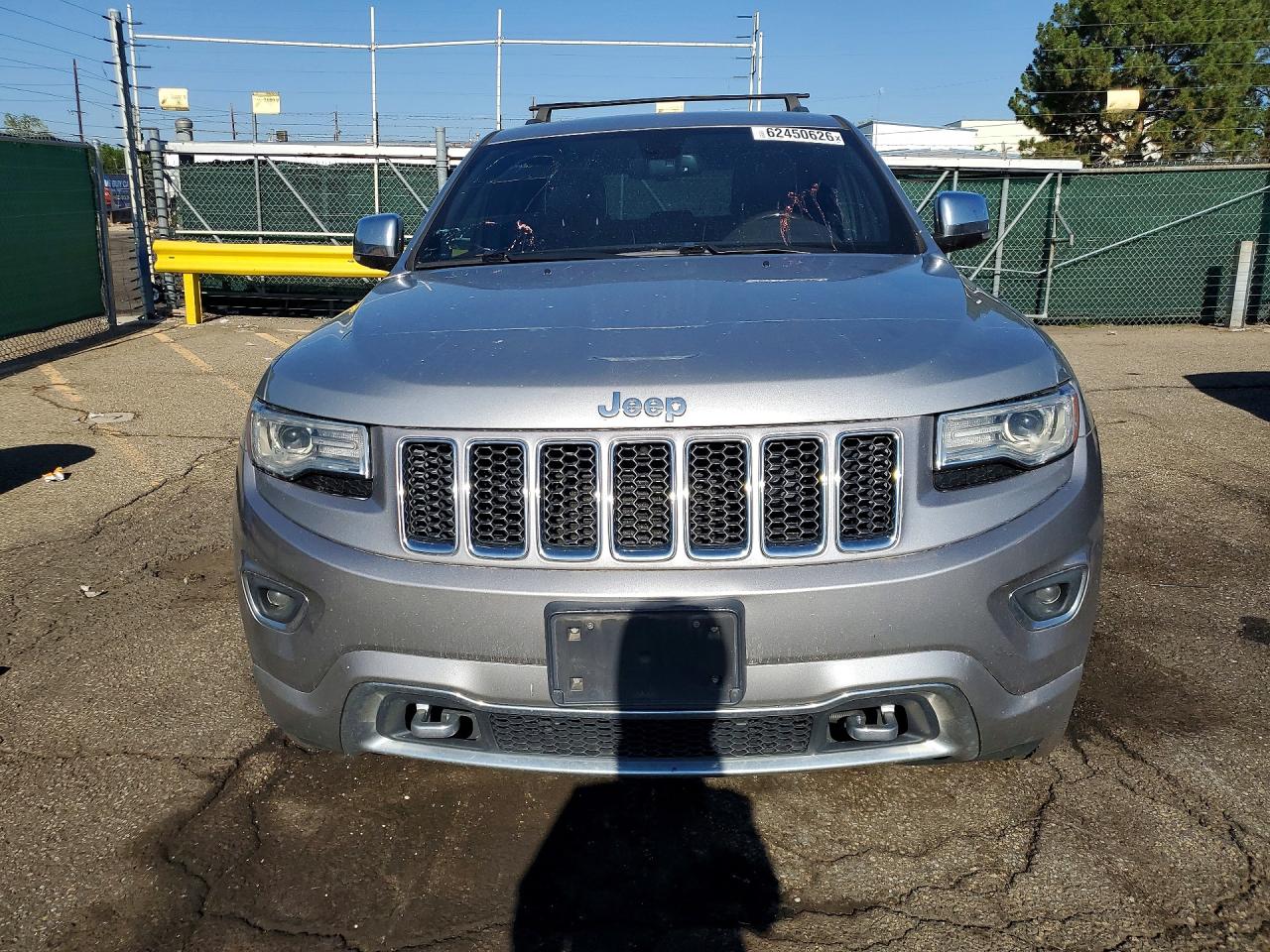 2015 Jeep Grand Cherokee Overland Silver vin: 1C4RJFCG4FC783038