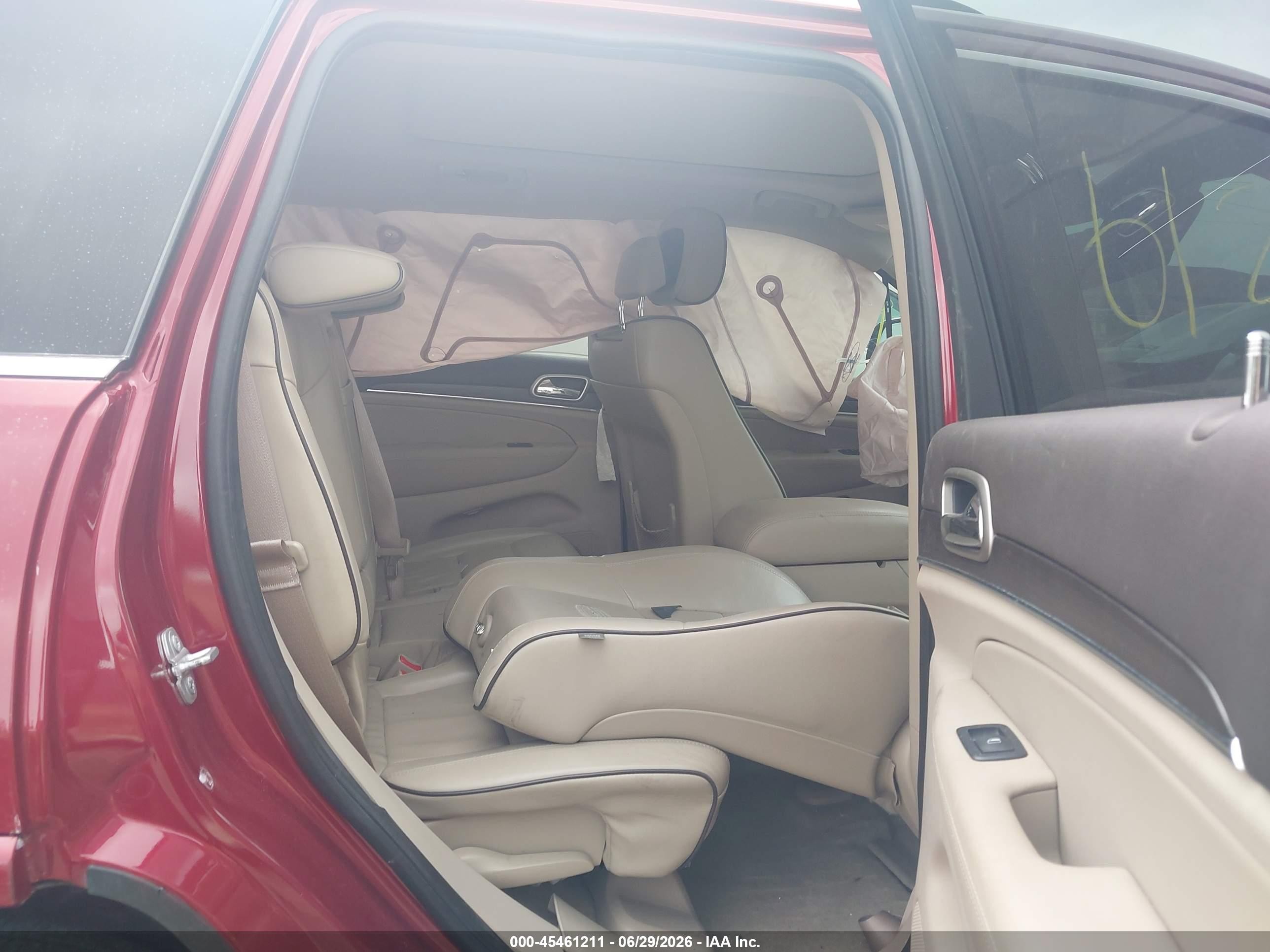 2015 Jeep Grand Cherokee Overland Red vin: 1C4RJFCG4FC821349