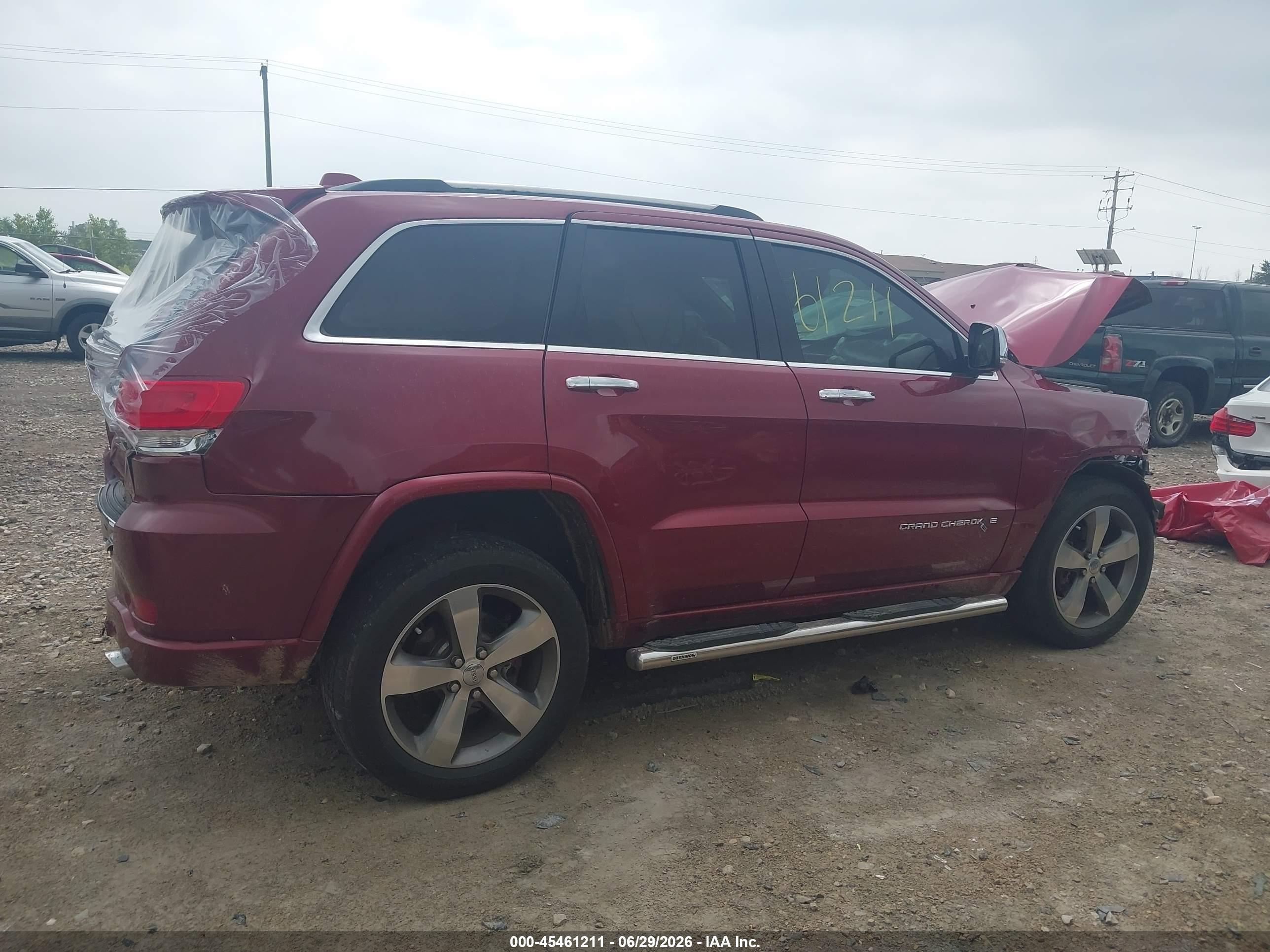 2015 Jeep Grand Cherokee Overland Red vin: 1C4RJFCG4FC821349