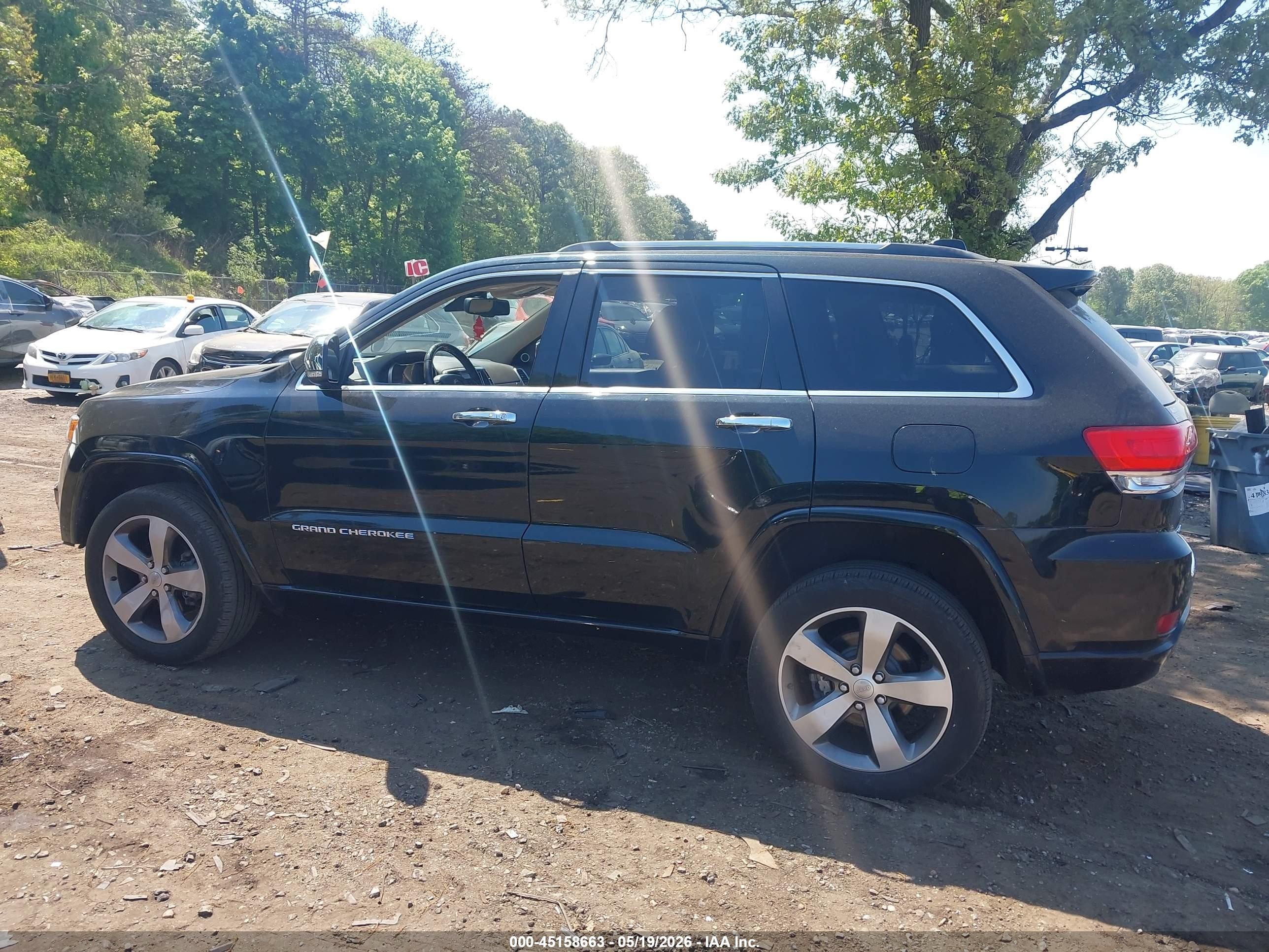 2015 Jeep Grand Cherokee Overland Green vin: 1C4RJFCG4FC956881