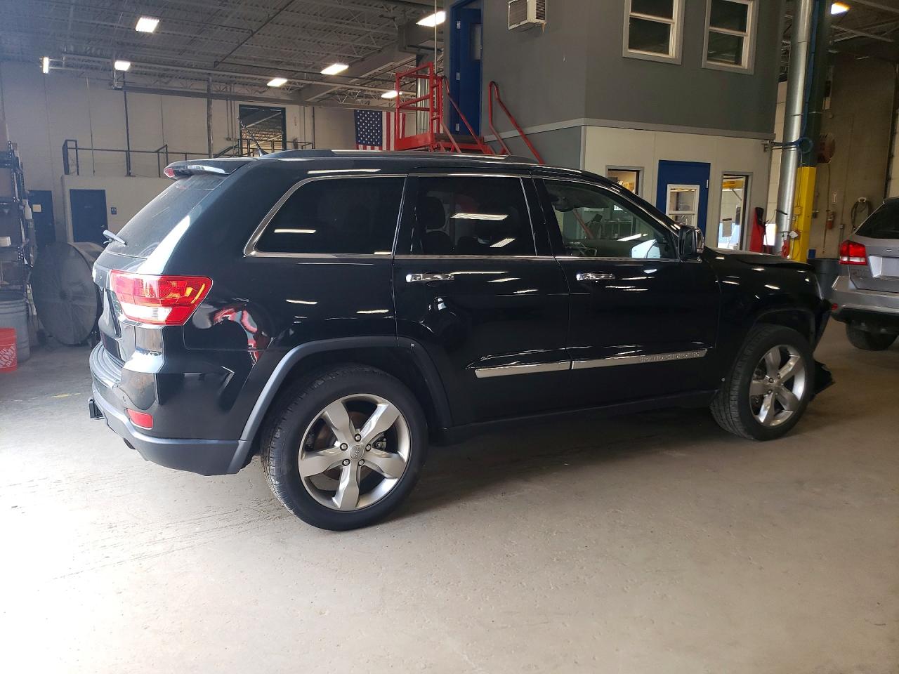 2012 Jeep Grand Cherokee Overland Green vin: 1C4RJFCG5CC267783