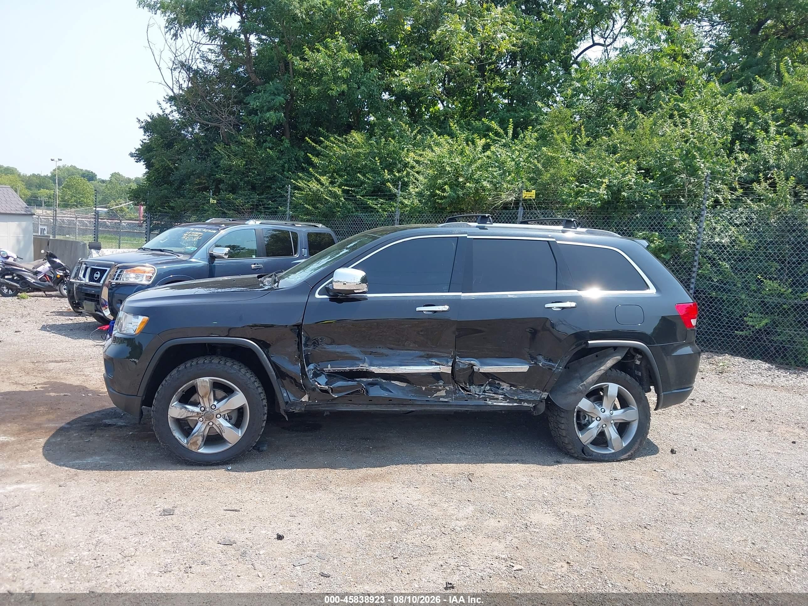 2012 Jeep Grand Cherokee Overland Black vin: 1C4RJFCG5CC292327