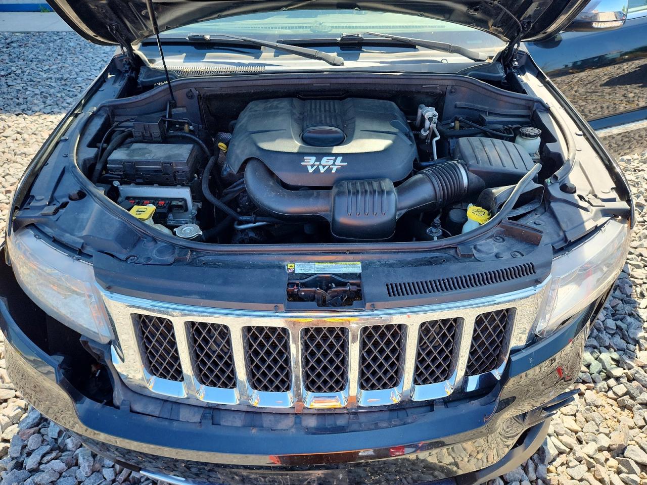 2013 Jeep Grand Cherokee Overland Black vin: 1C4RJFCG5DC558186