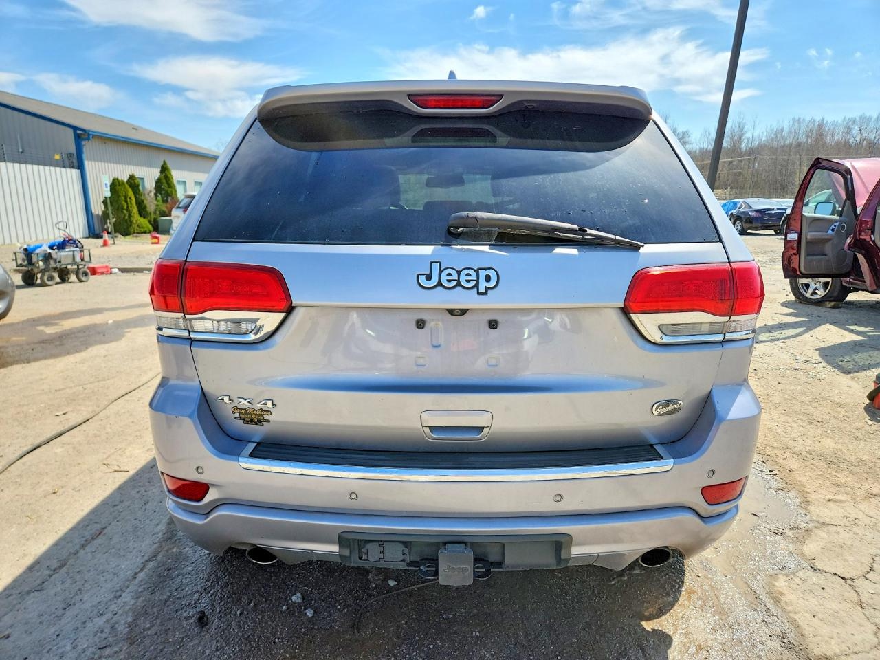2014 Jeep Grand Cherokee Overland Silver vin: 1C4RJFCG5EC260268