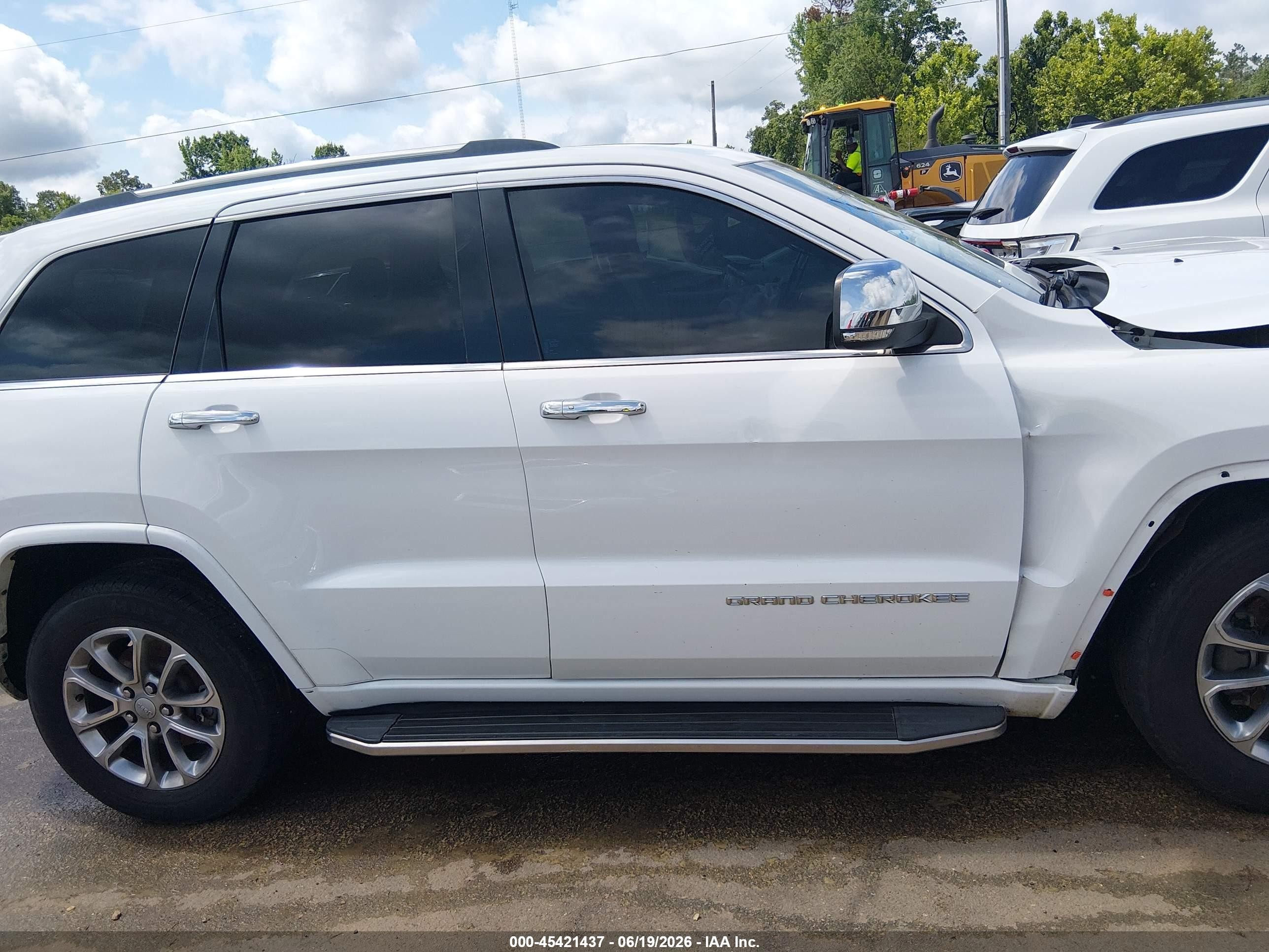 2014 Jeep Grand Cherokee Overland White vin: 1C4RJFCG5EC416390