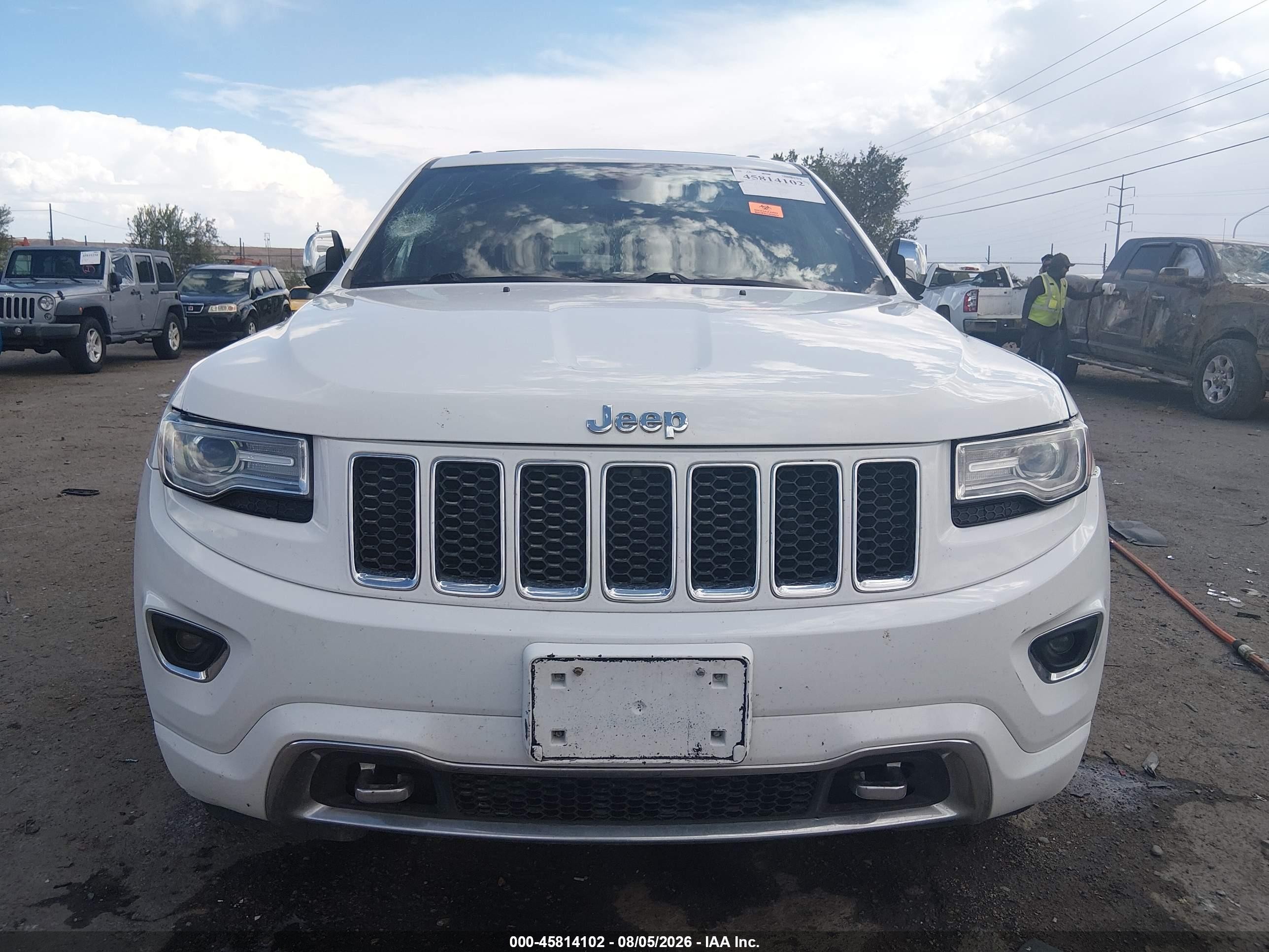 2014 Jeep Grand Cherokee Overland White vin: 1C4RJFCG5EC479733