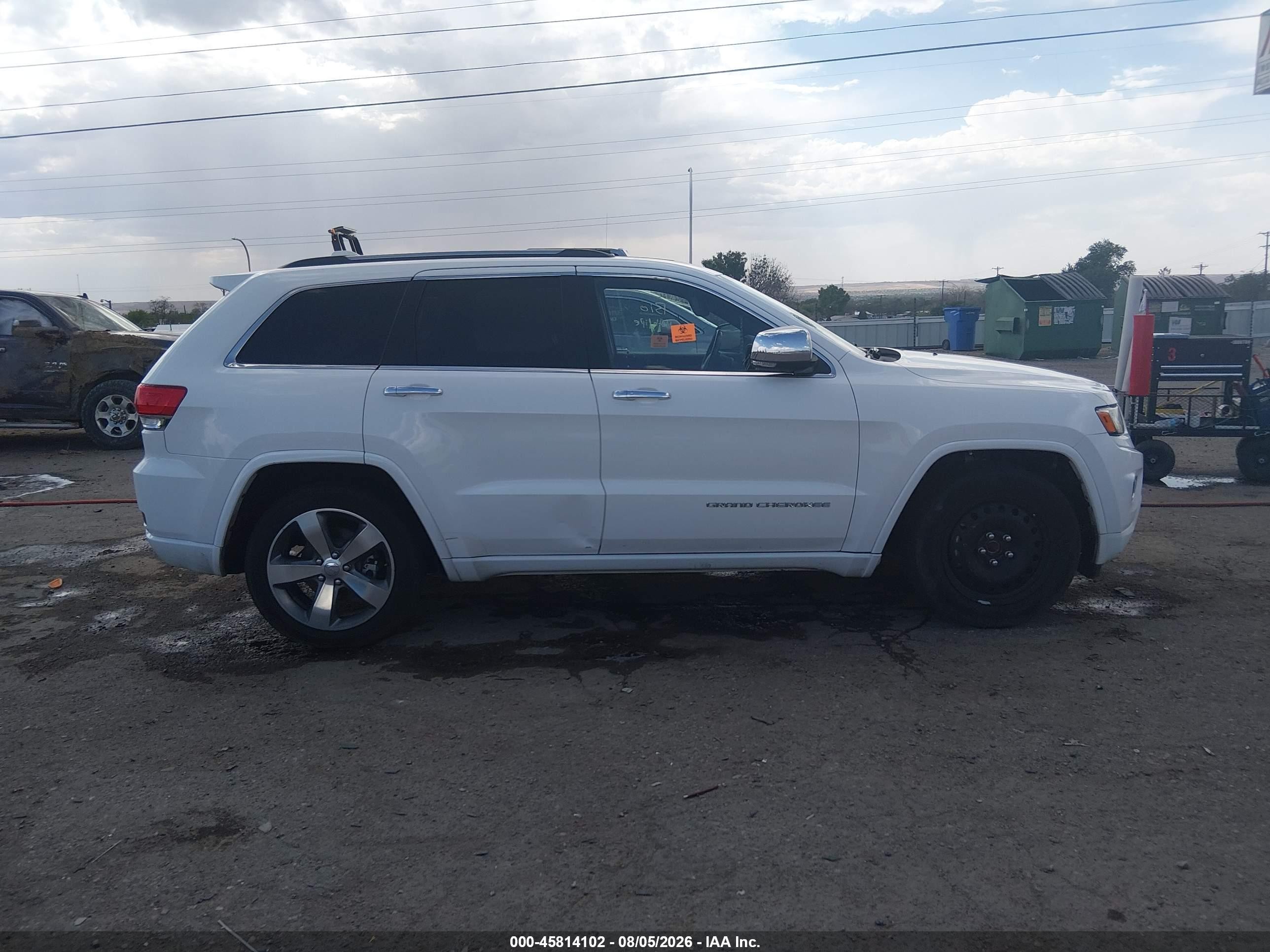 2014 Jeep Grand Cherokee Overland White vin: 1C4RJFCG5EC479733