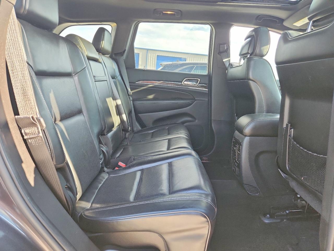 2015 Jeep Grand Cherokee Overland Charcoal vin: 1C4RJFCG5FC134591