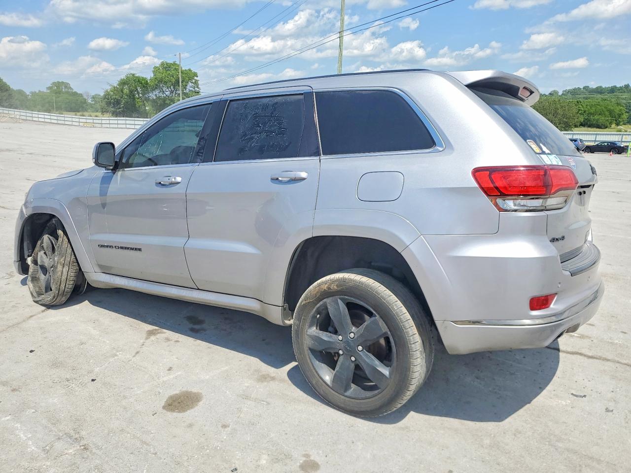 2015 Jeep Grand Cherokee Overland Silver vin: 1C4RJFCG5FC225215