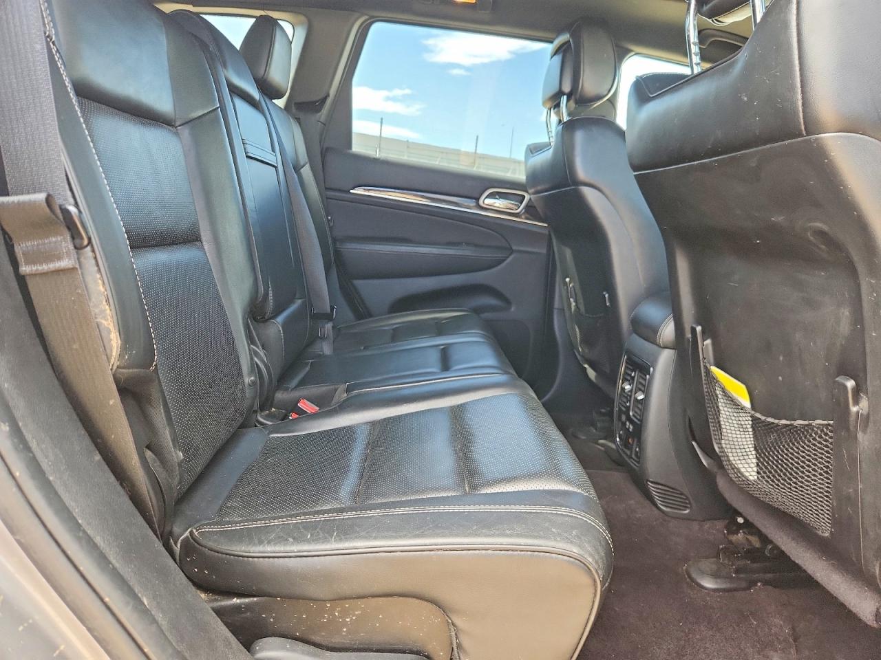 2015 Jeep Grand Cherokee Overland Silver vin: 1C4RJFCG5FC236635