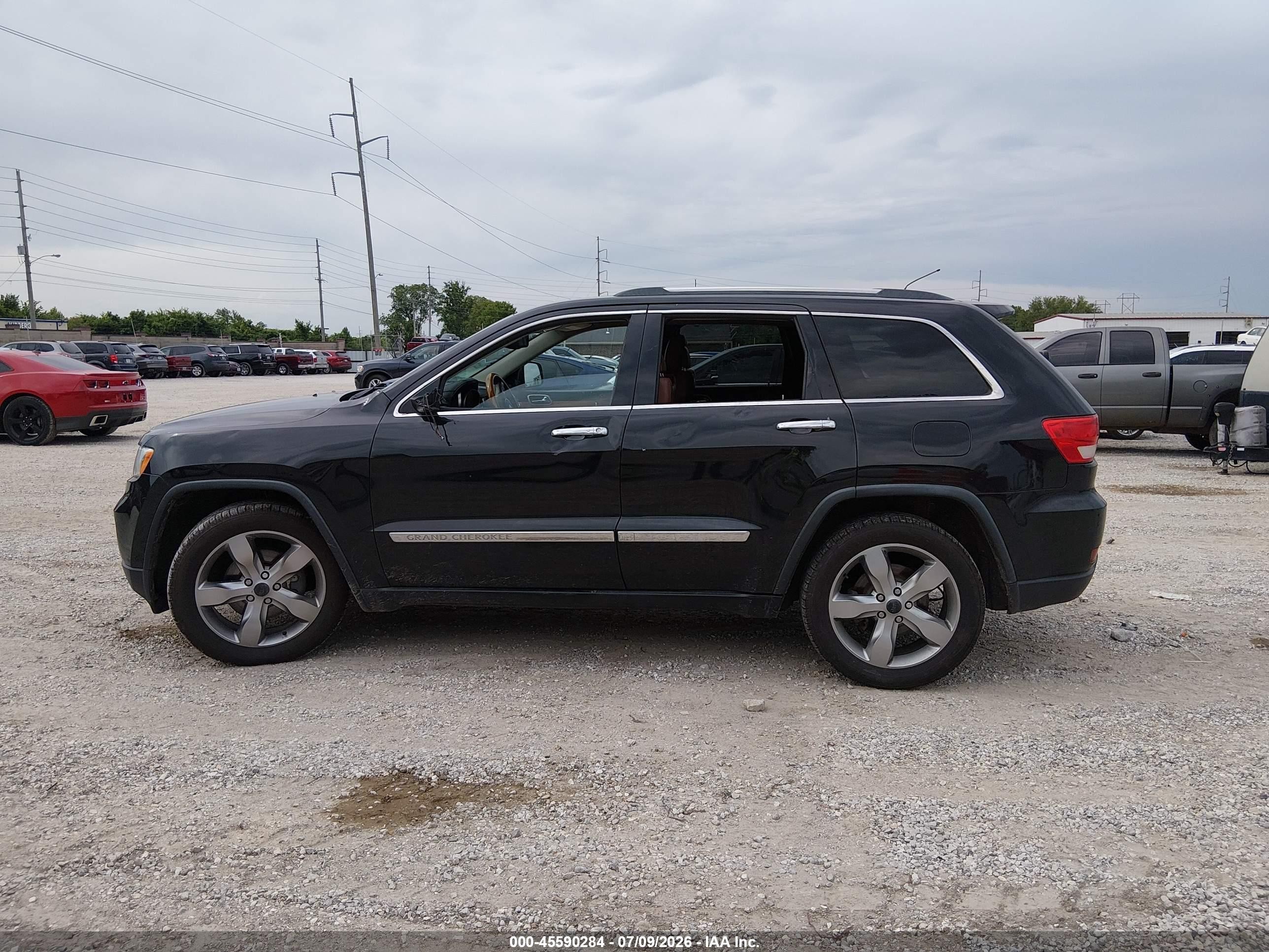 2013 Jeep Grand Cherokee Overland Black vin: 1C4RJFCG6DC646003