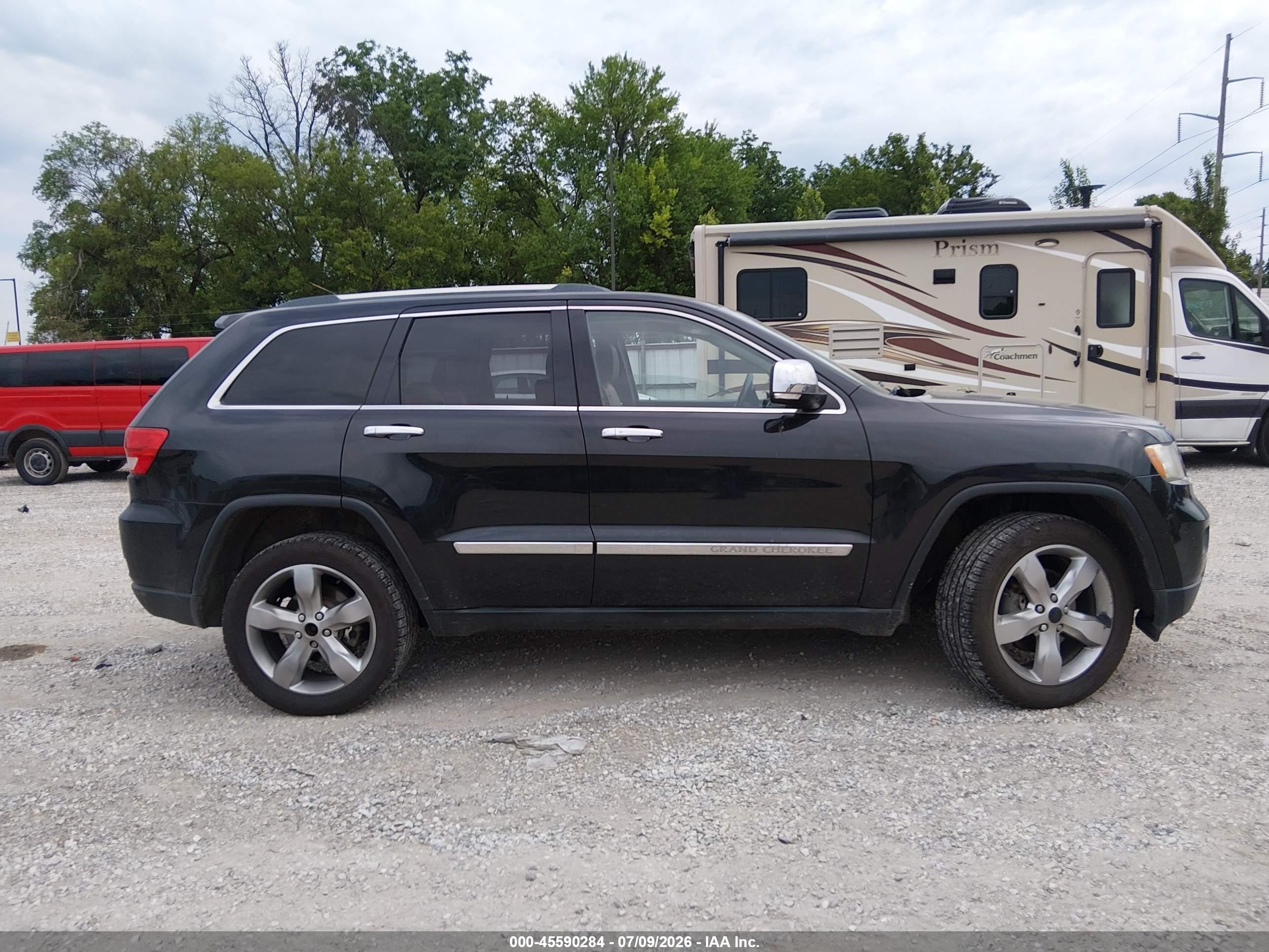 2013 Jeep Grand Cherokee Overland Black vin: 1C4RJFCG6DC646003