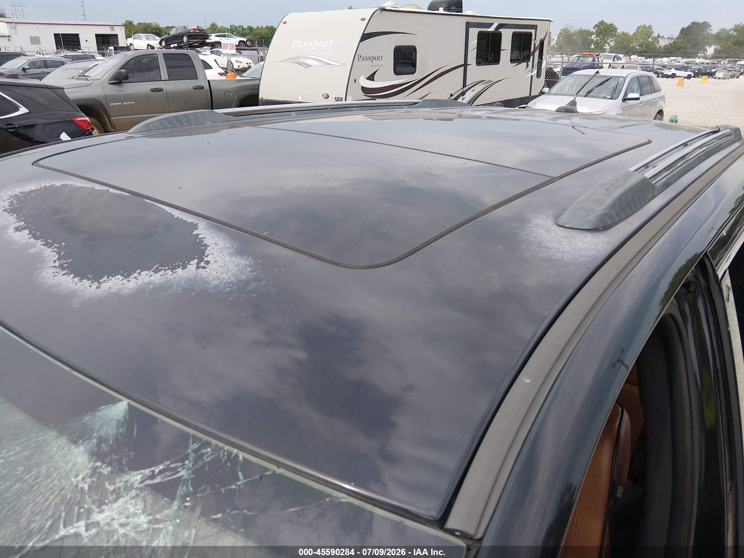 2013 Jeep Grand Cherokee Overland Black vin: 1C4RJFCG6DC646003