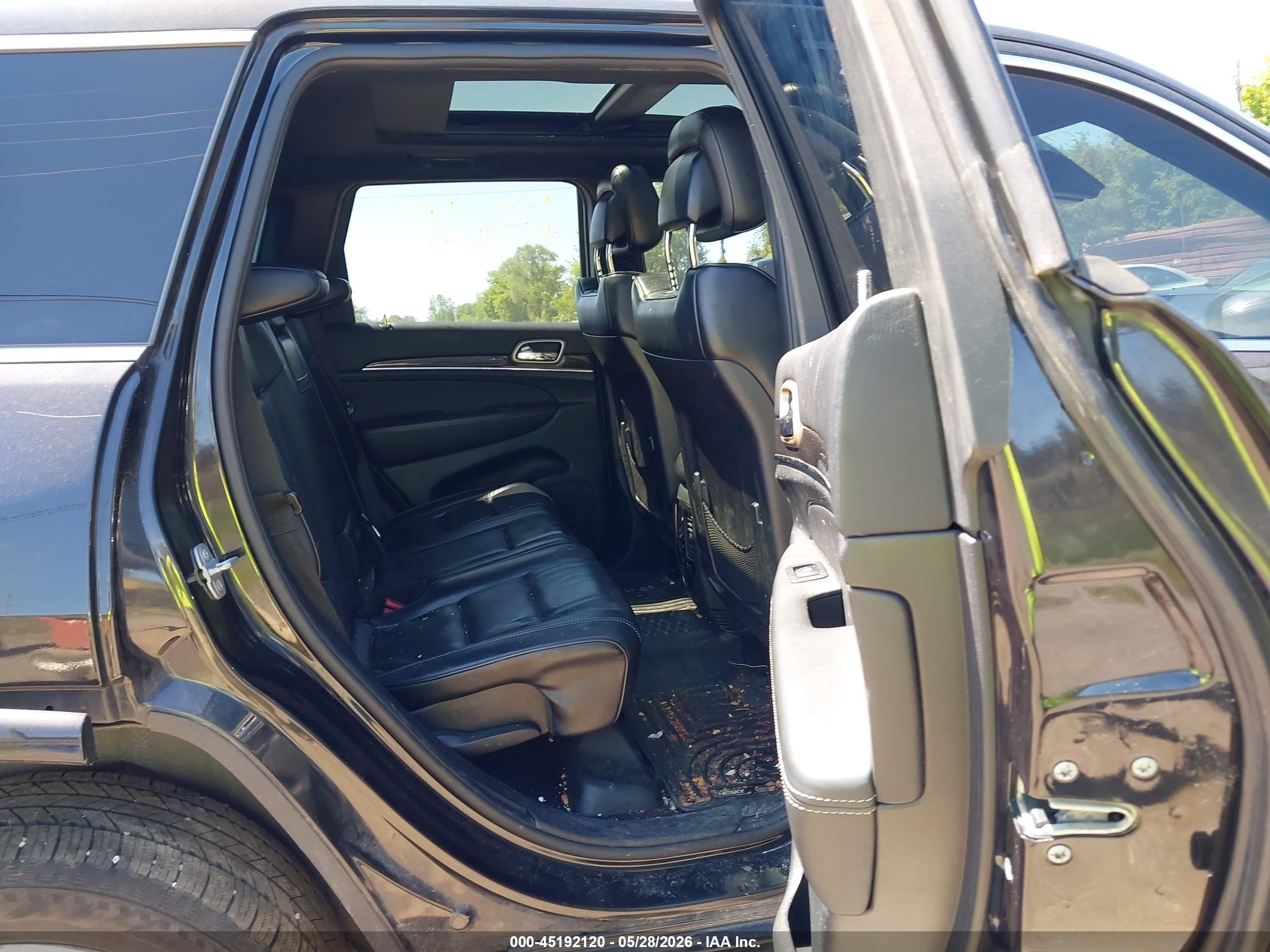 2015 Jeep Grand Cherokee Overland Gray vin: 1C4RJFCG6FC667730