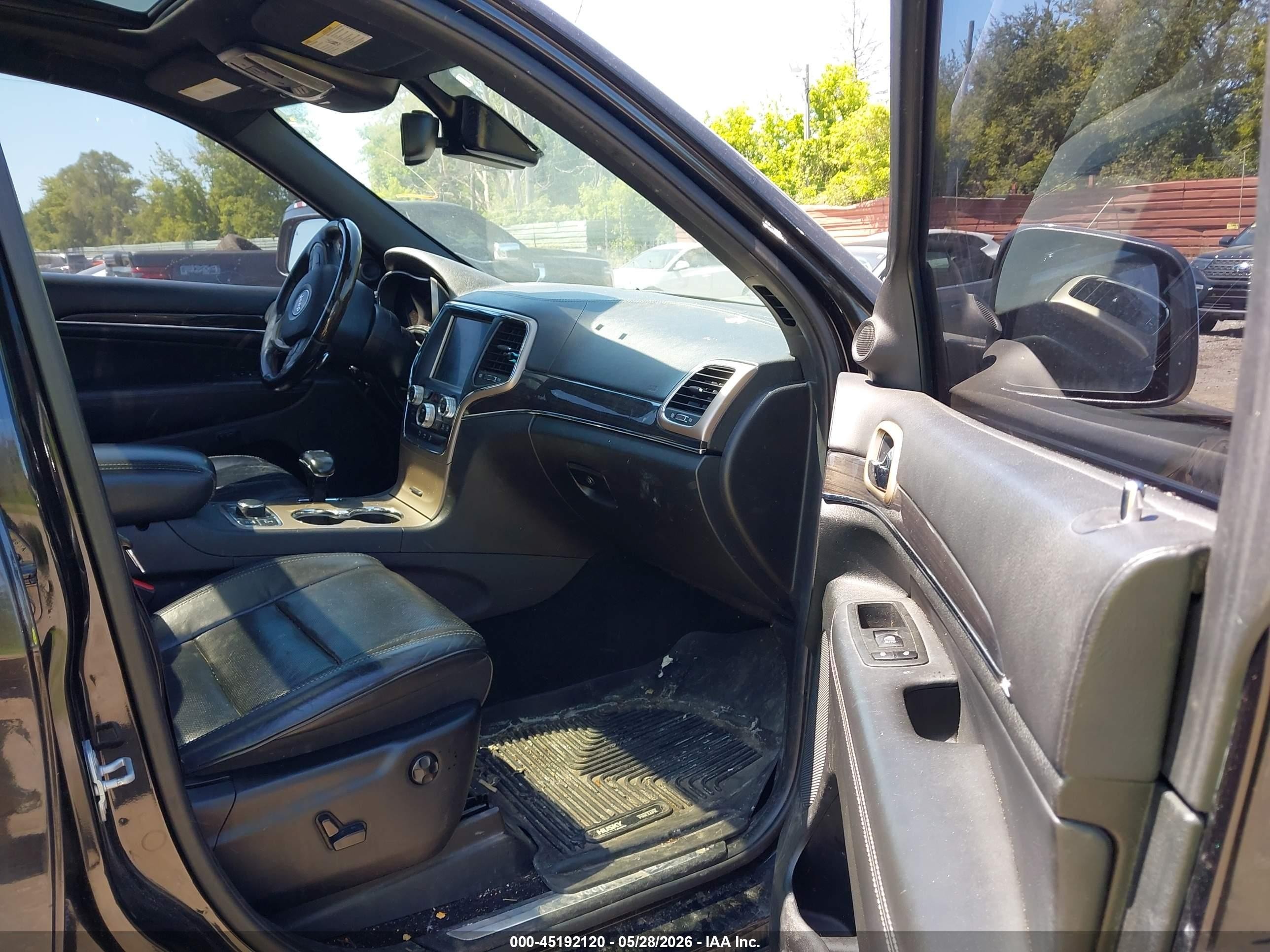2015 Jeep Grand Cherokee Overland Gray vin: 1C4RJFCG6FC667730
