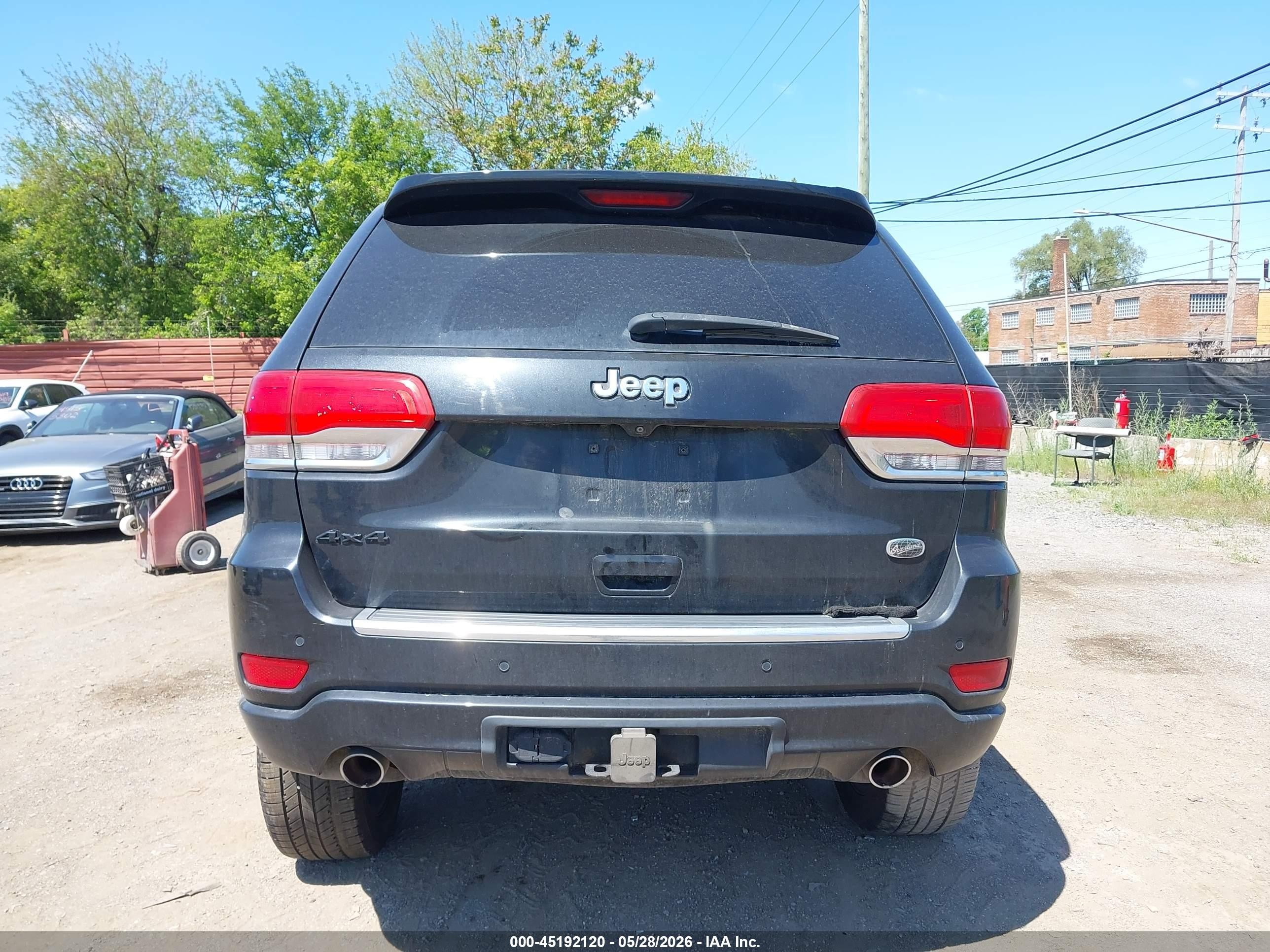 2015 Jeep Grand Cherokee Overland Gray vin: 1C4RJFCG6FC667730