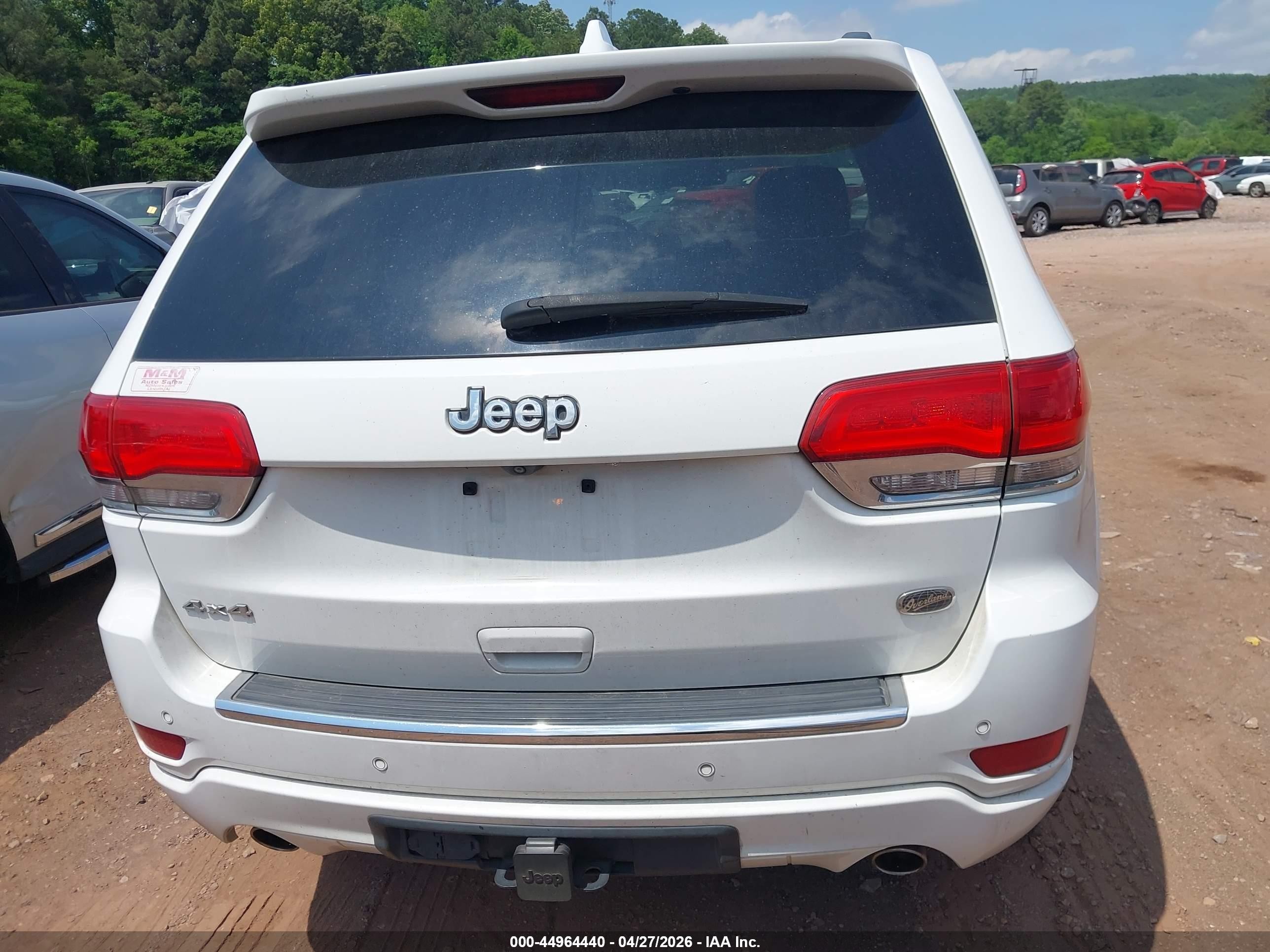2015 Jeep Grand Cherokee Overland White vin: 1C4RJFCG6FC741731