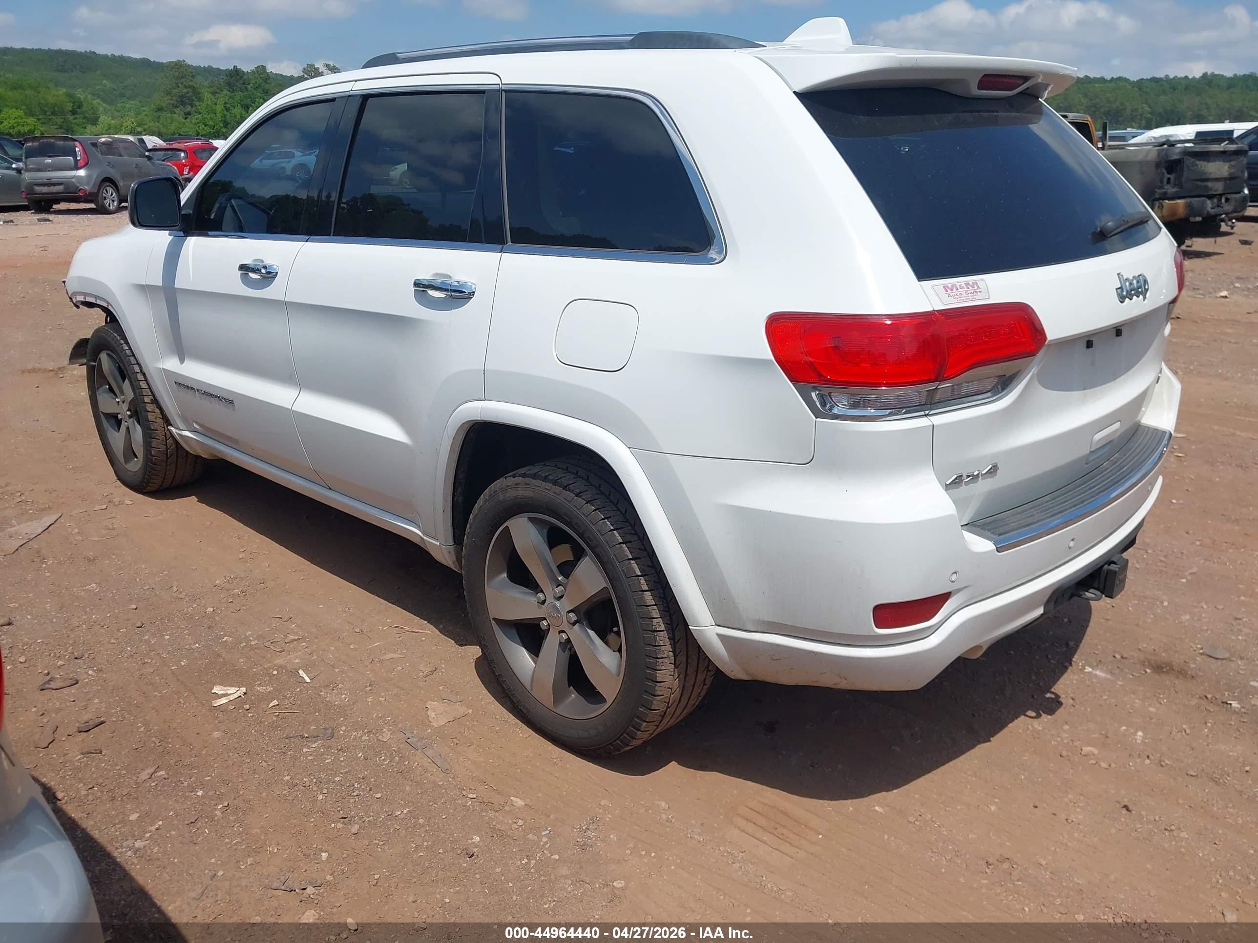 2015 Jeep Grand Cherokee Overland White vin: 1C4RJFCG6FC741731