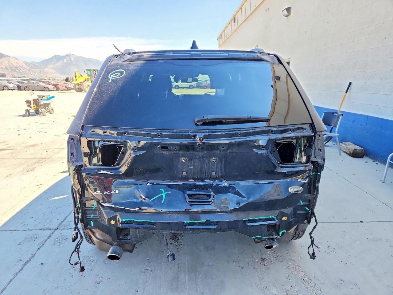 2015 Jeep Grand Cherokee Overland Black vin: 1C4RJFCG6FC836242