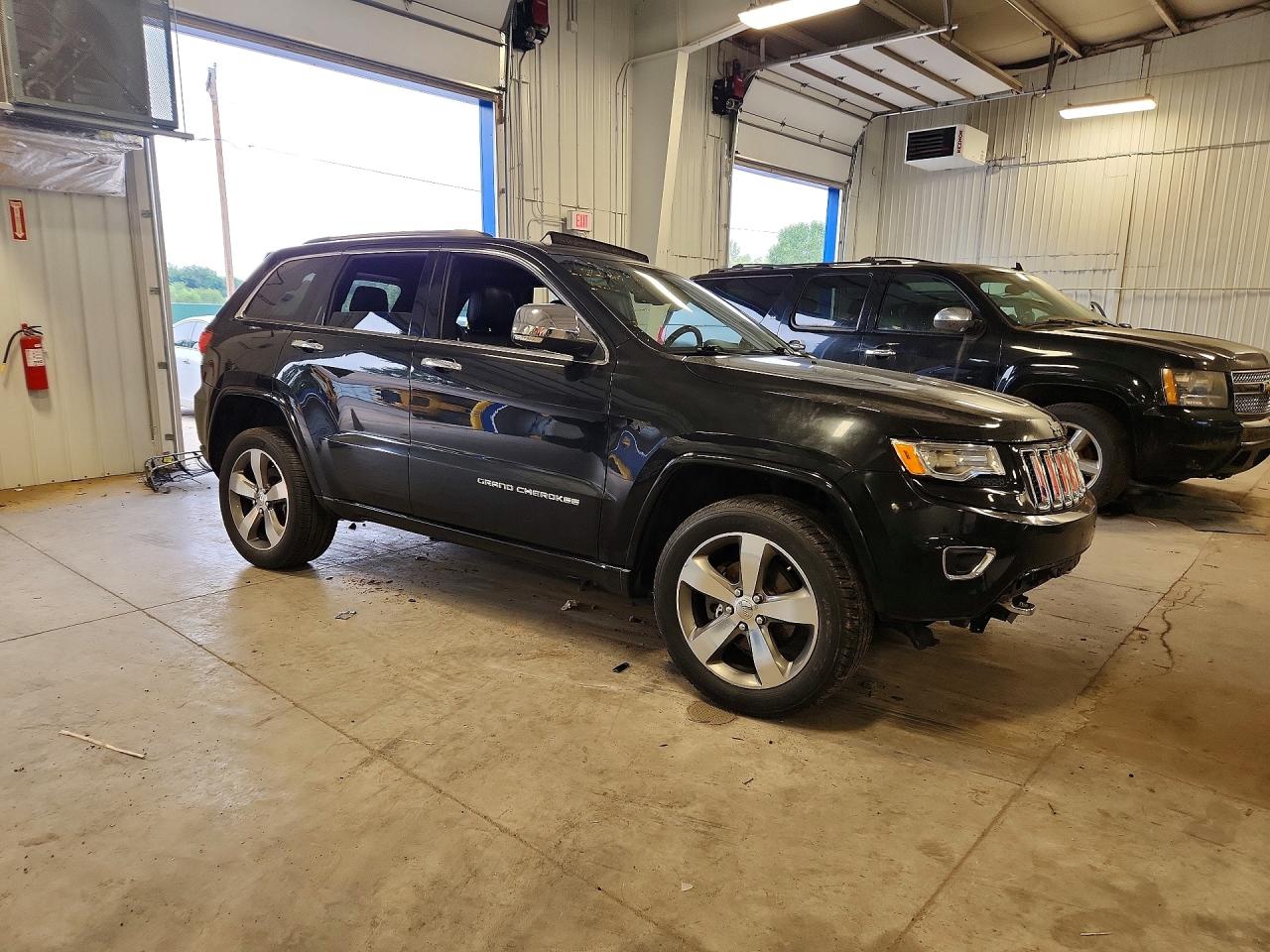 2015 Jeep Grand Cherokee Overland Black vin: 1C4RJFCG6FC877597