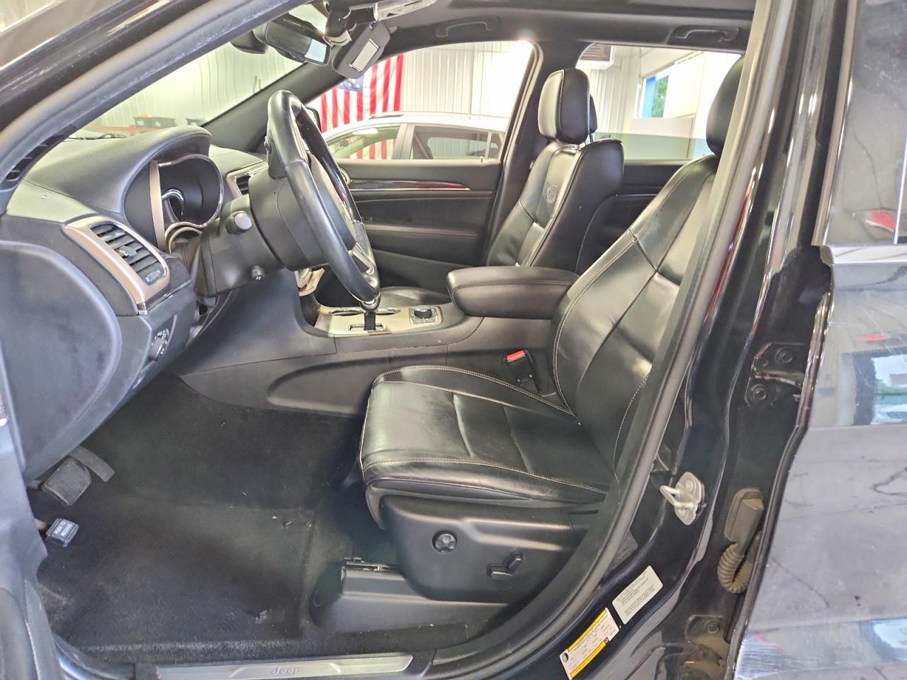 2015 Jeep Grand Cherokee Overland Black vin: 1C4RJFCG6FC877597