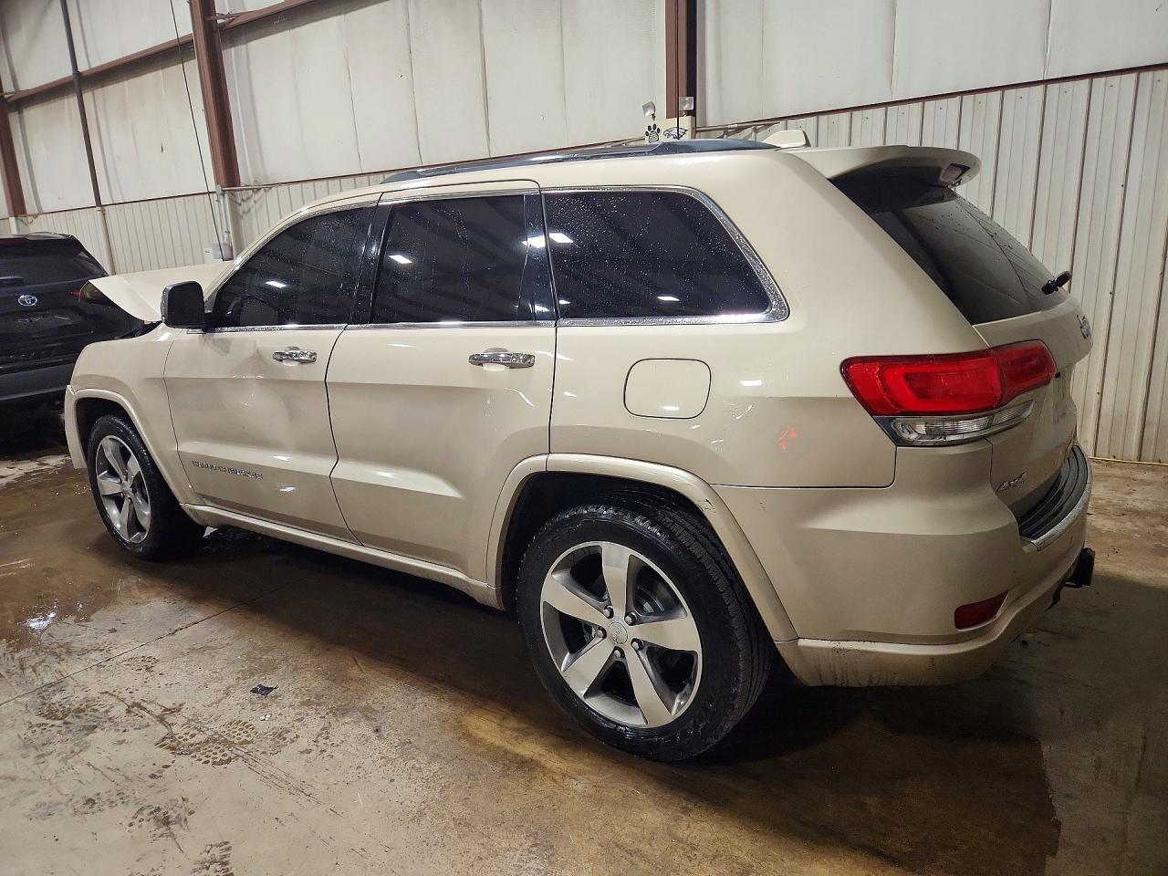 2015 Jeep Grand Cherokee Overland Tan vin: 1C4RJFCG6FC914180