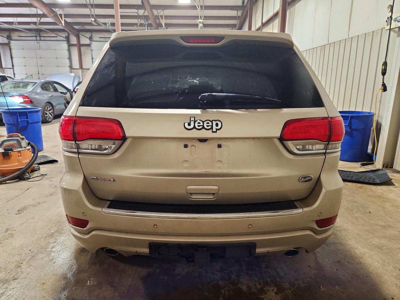 2015 Jeep Grand Cherokee Overland Tan vin: 1C4RJFCG6FC914180