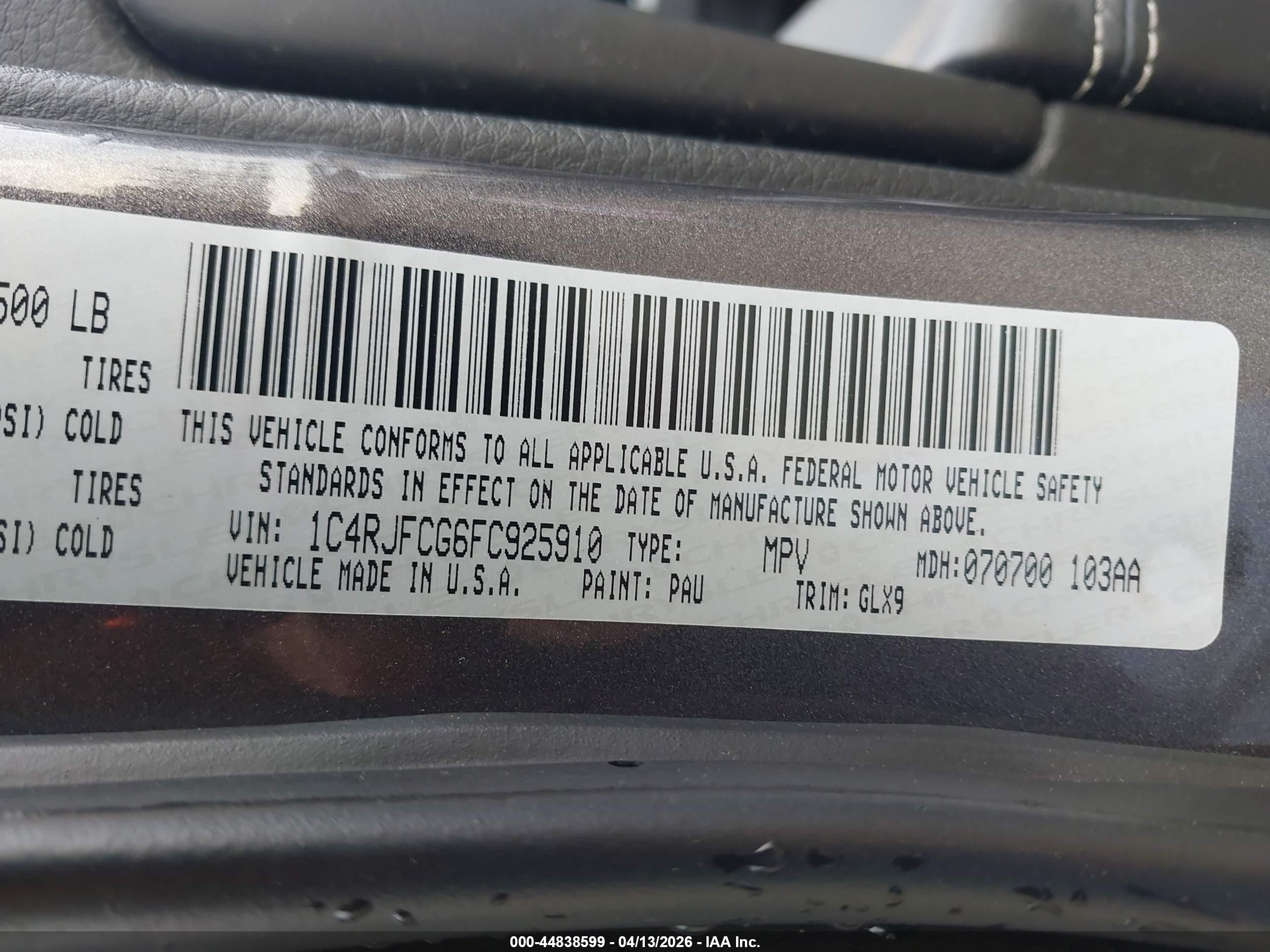 2015 Jeep Grand Cherokee Overland Gray vin: 1C4RJFCG6FC925910